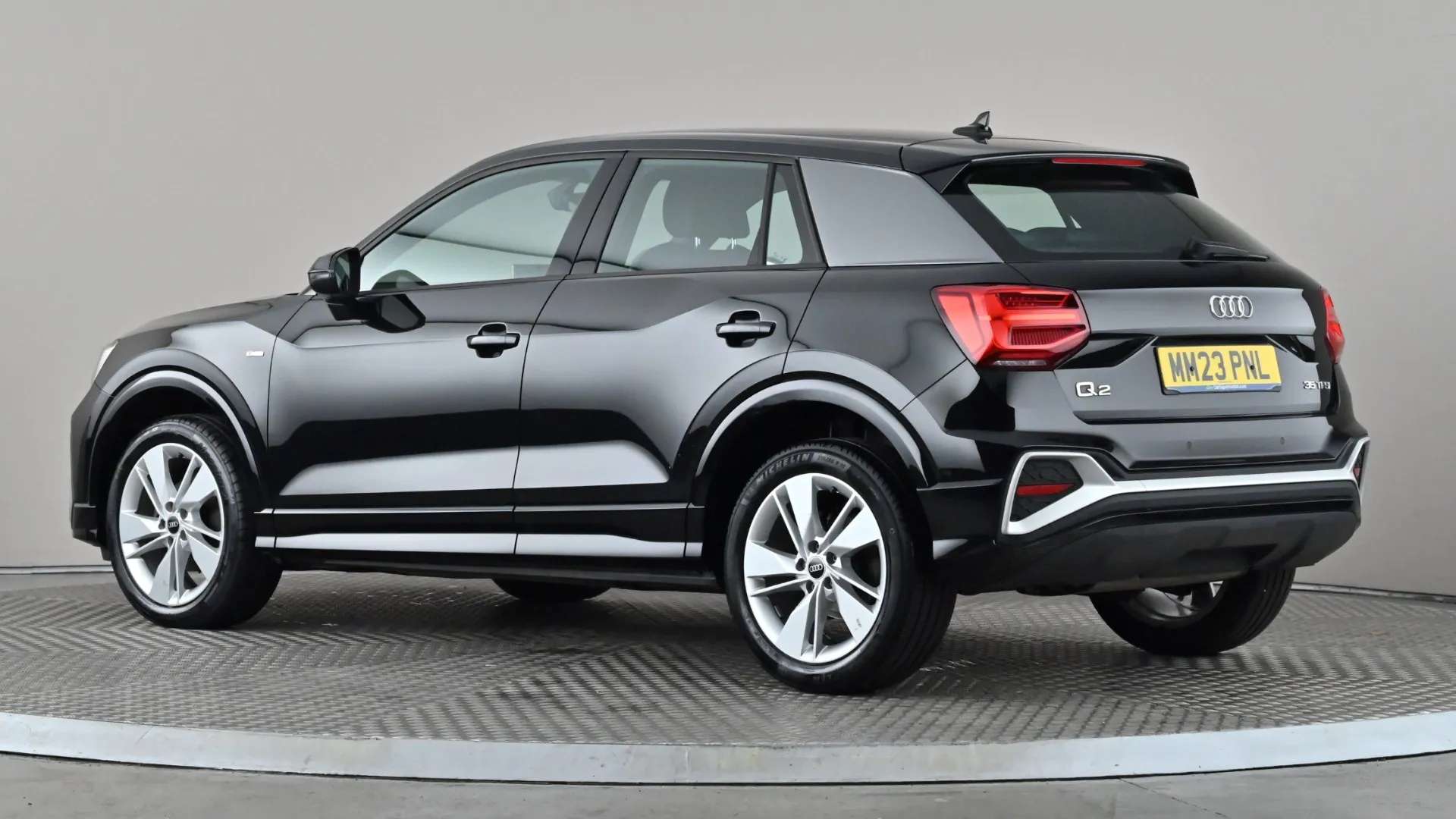 A 2023 AUDI Q2 35 TFSI S Line S Tronic A 2023 AUDI Q2 35 TFSI S Line S Tronic