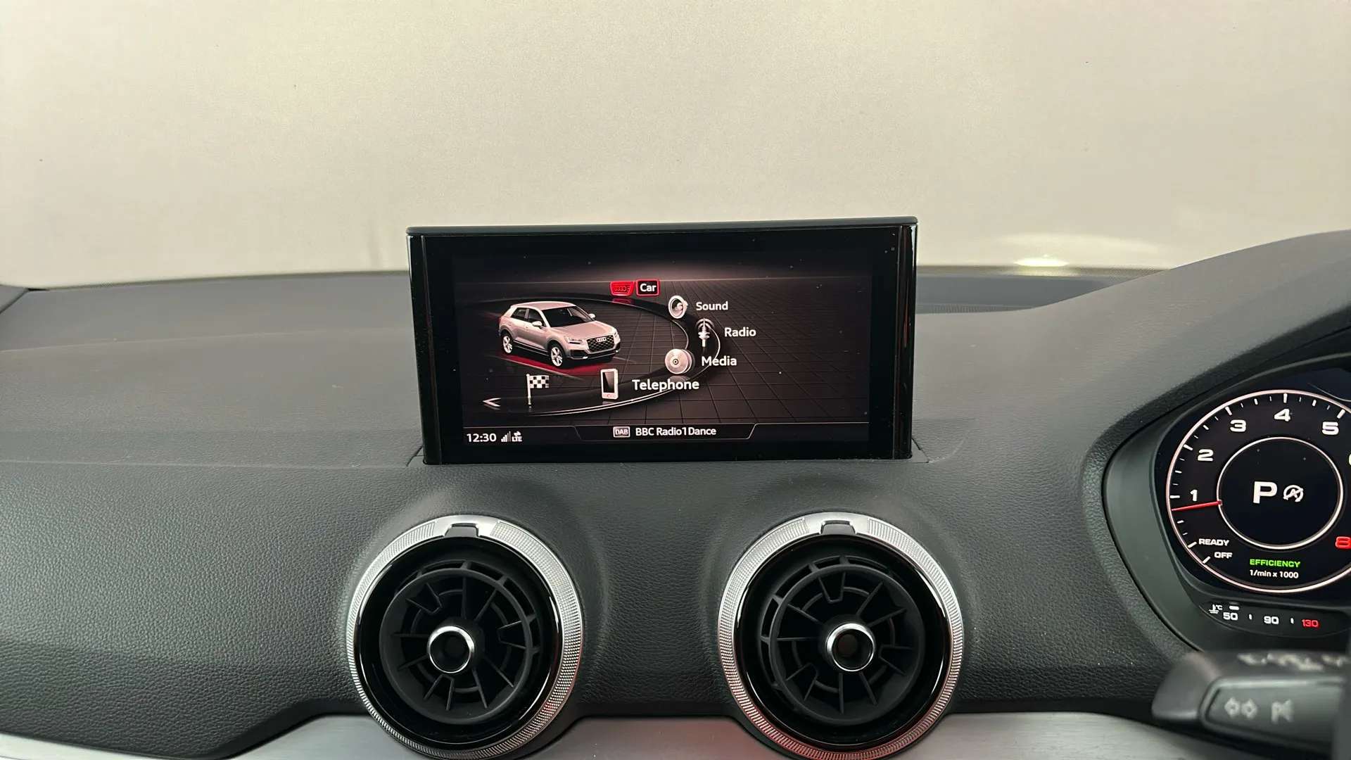 2023 AUDI Q2 2023 AUDI Q2