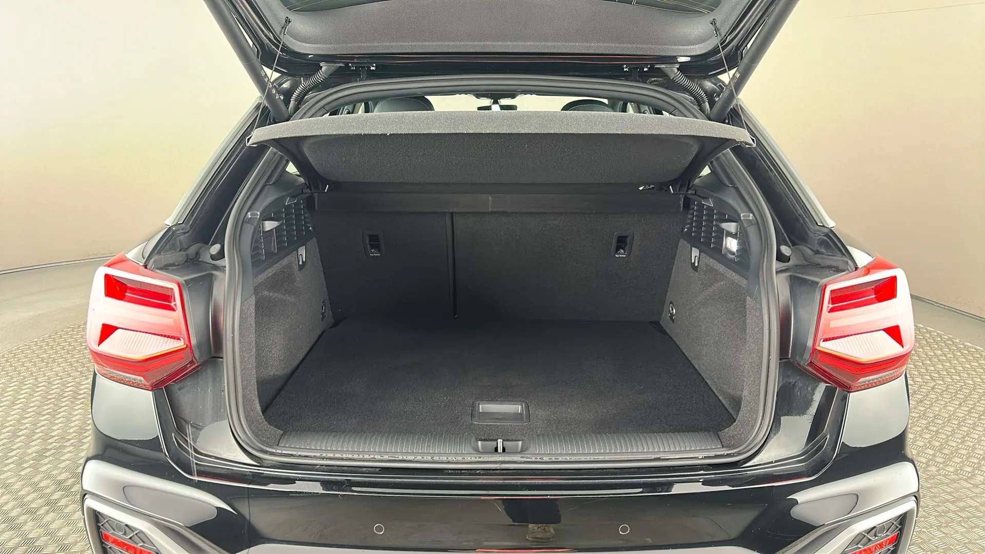 2023 AUDI Q2 2023 AUDI Q2