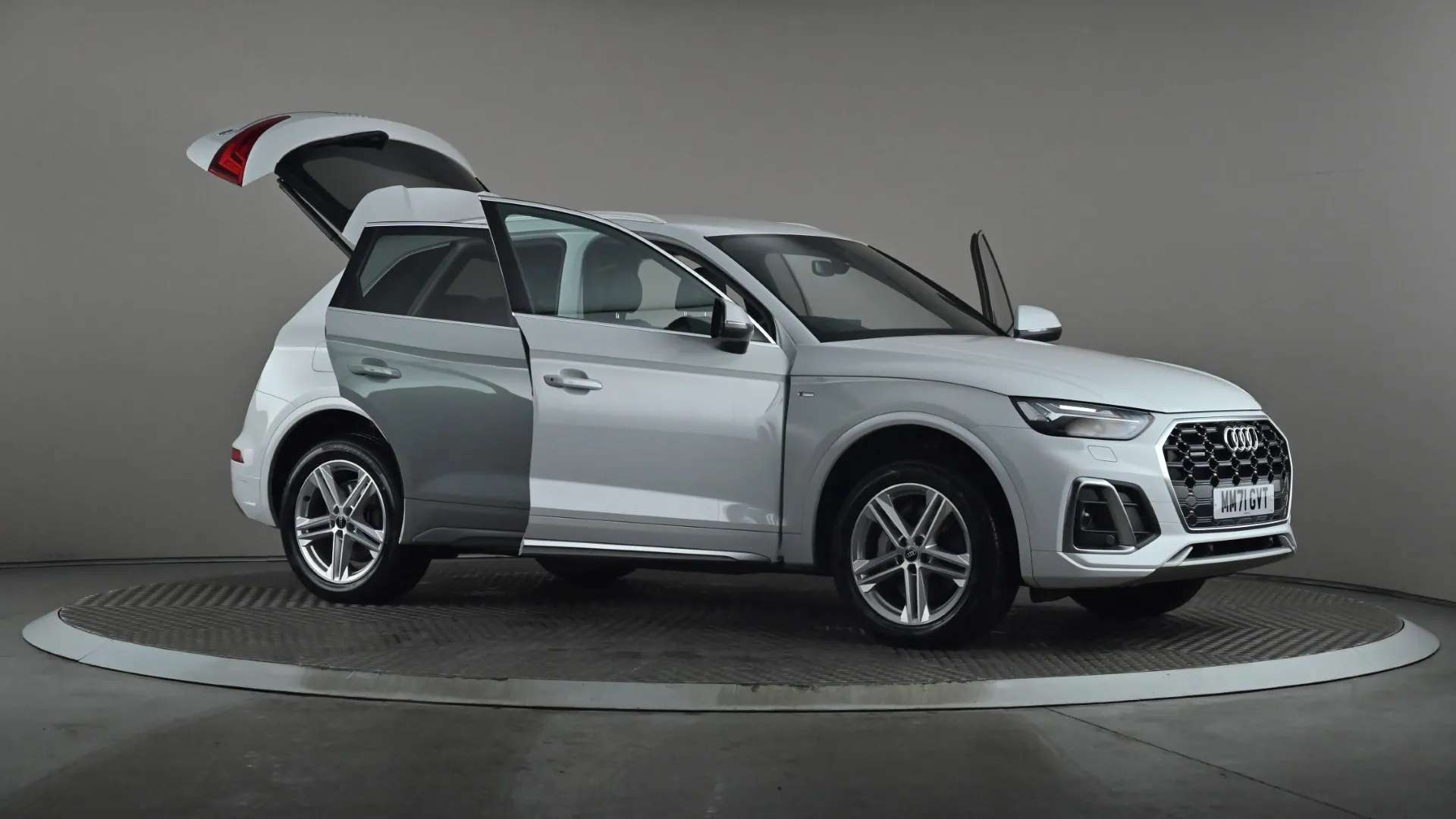 2021 AUDI Q5 2021 AUDI Q5