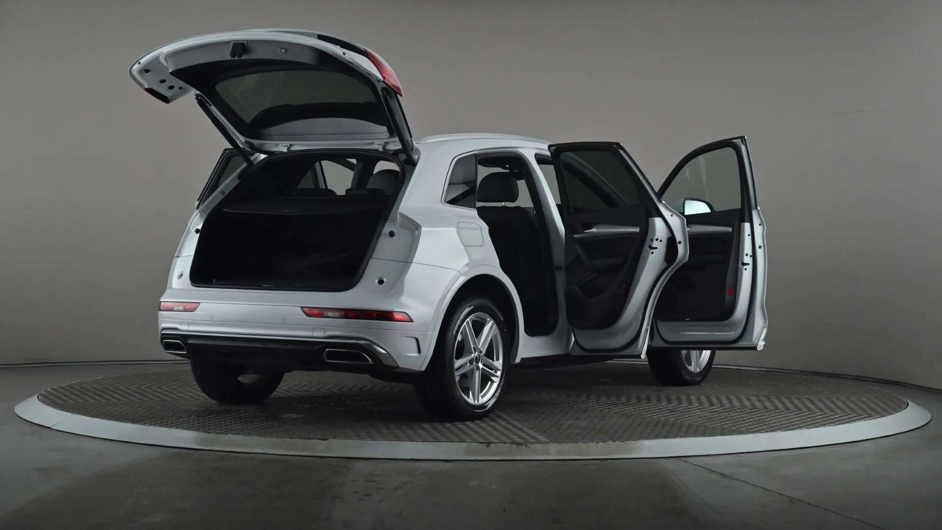 2021 AUDI Q5 2021 AUDI Q5