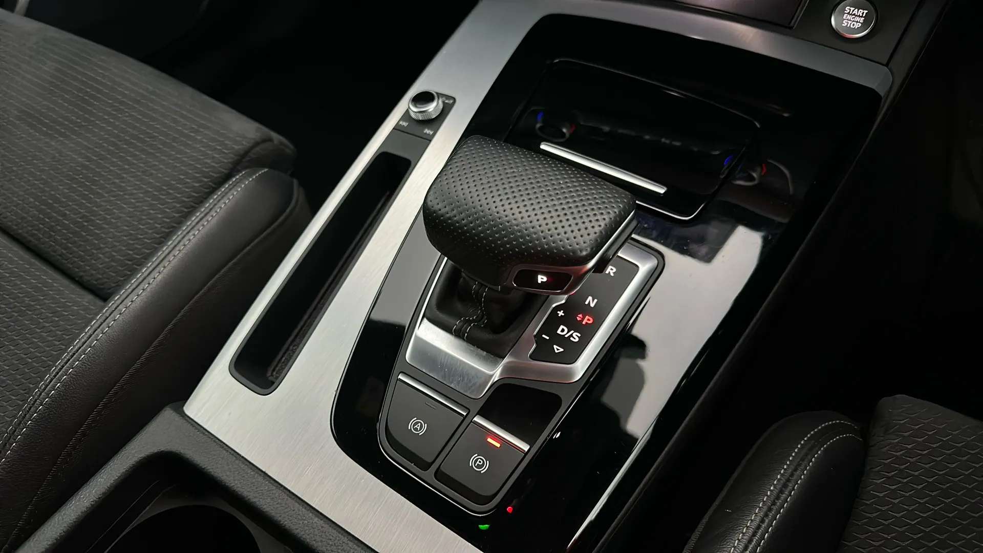 2021 AUDI Q5 2021 AUDI Q5