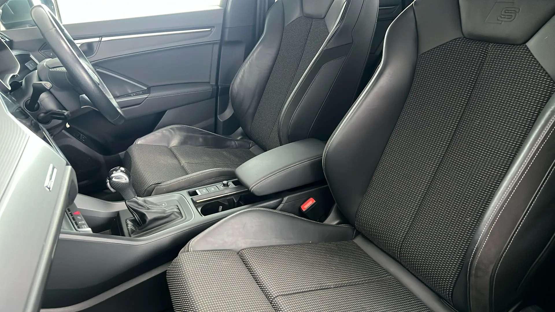 2022 AUDI Q3 2022 AUDI Q3