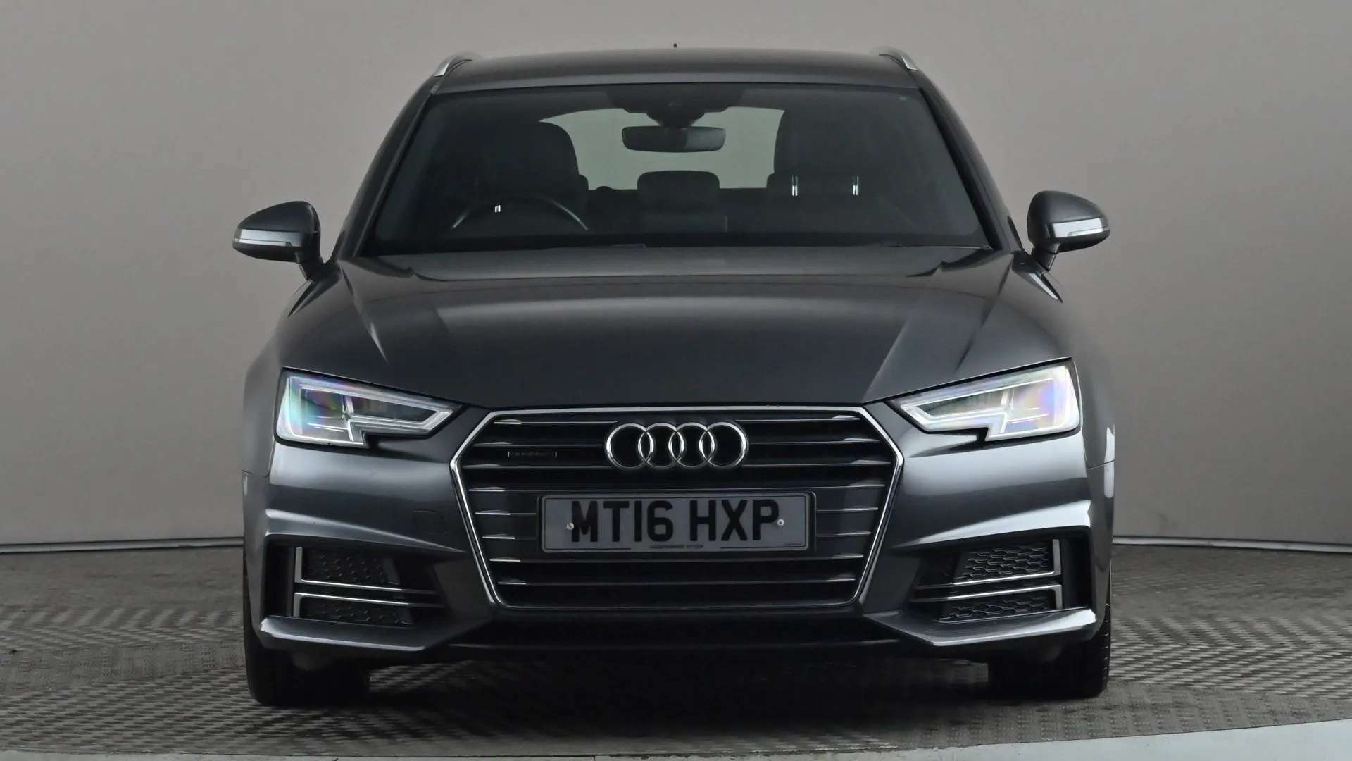 A 2016 AUDI A4 3.0 TDI Quattro S Line S Tronic A 2016 AUDI A4 3.0 TDI Quattro S Line S Tronic