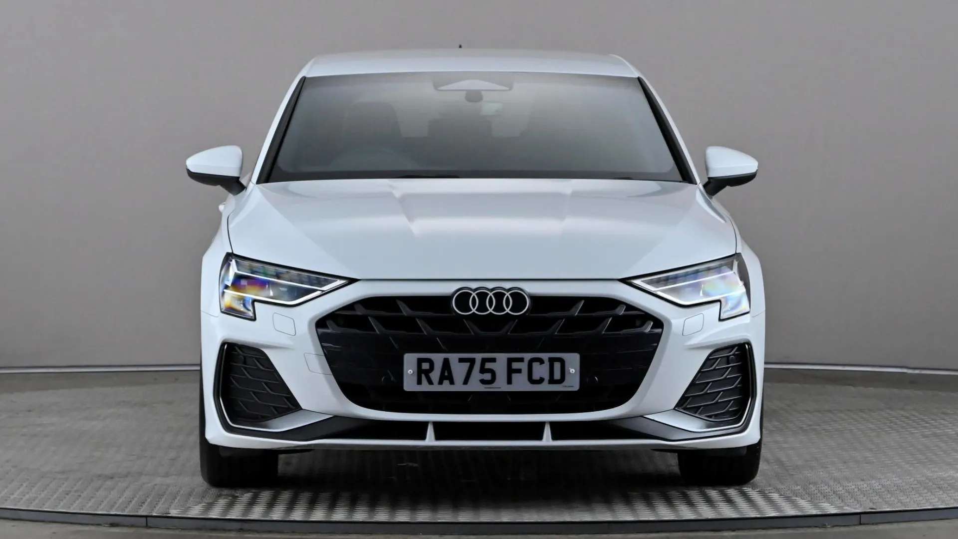 A 2026 AUDI A3 1.5 TFSI e 204 S Line S Tronic A 2026 AUDI A3 1.5 TFSI e 204 S Line S Tronic