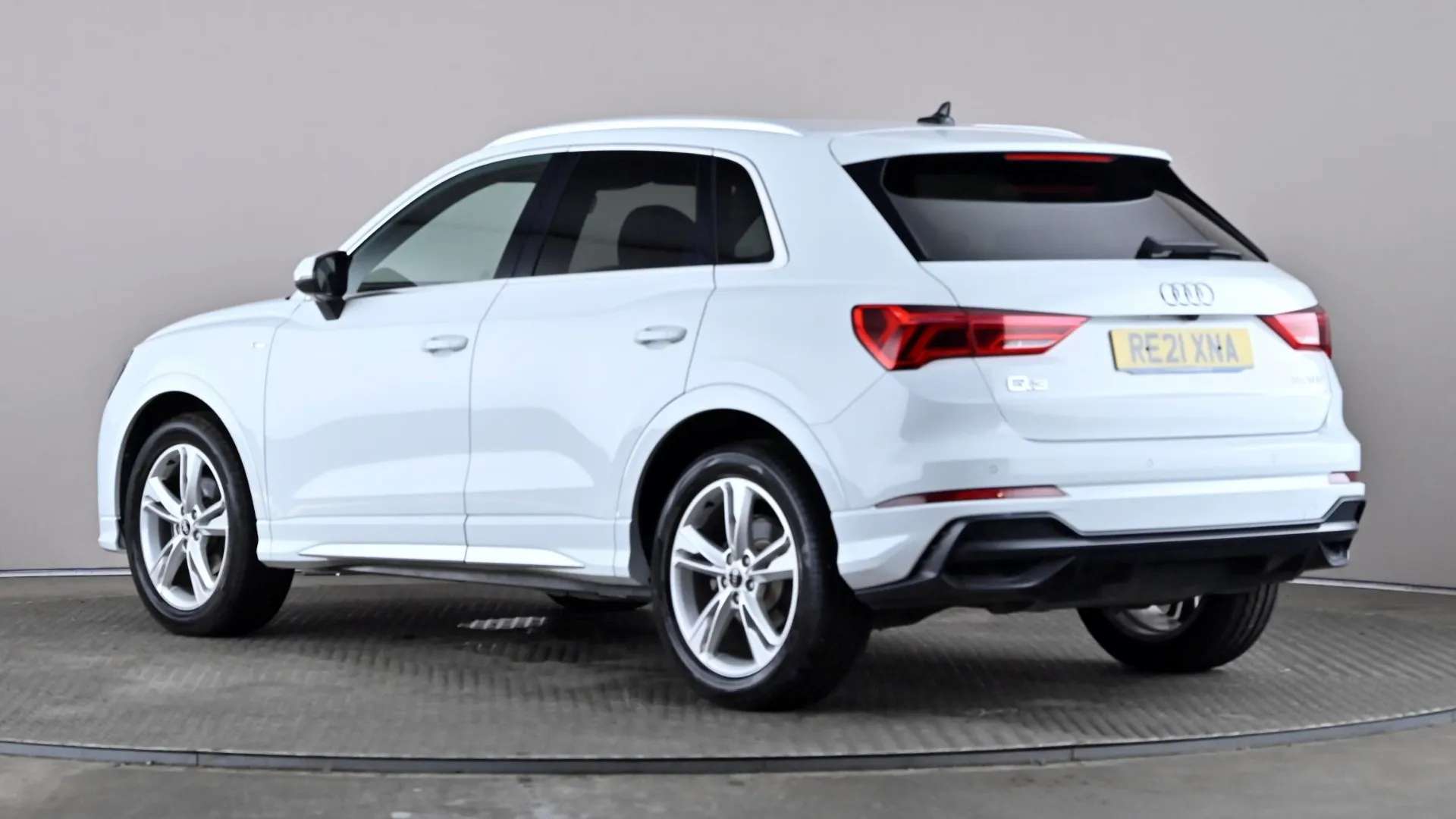 2021 AUDI Q3 2021 AUDI Q3