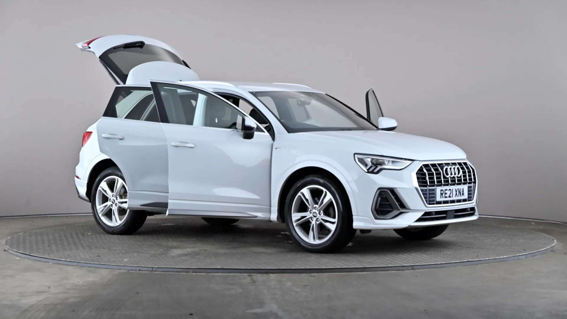 2021 AUDI Q3 2021 AUDI Q3