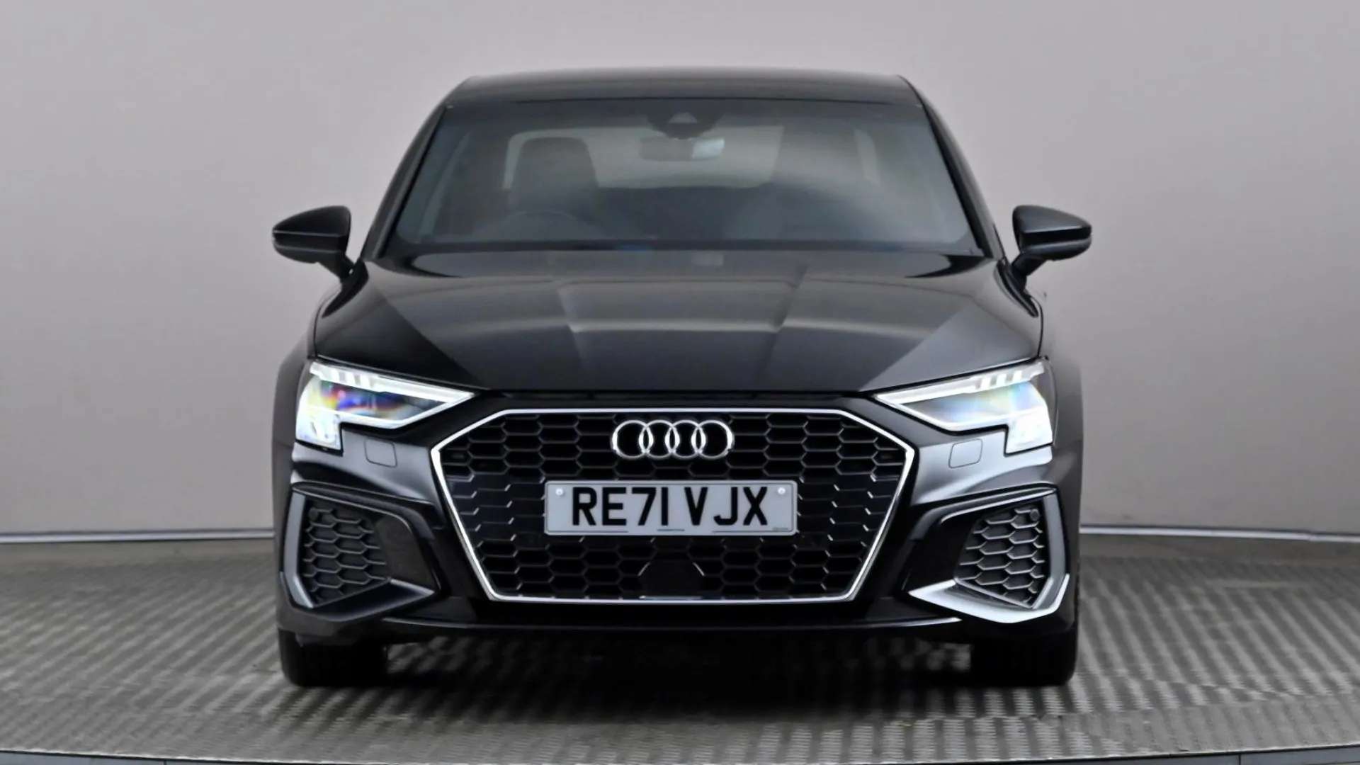 A 2021 AUDI A3 30 TFSI S Line S Tronic A 2021 AUDI A3 30 TFSI S Line S Tronic