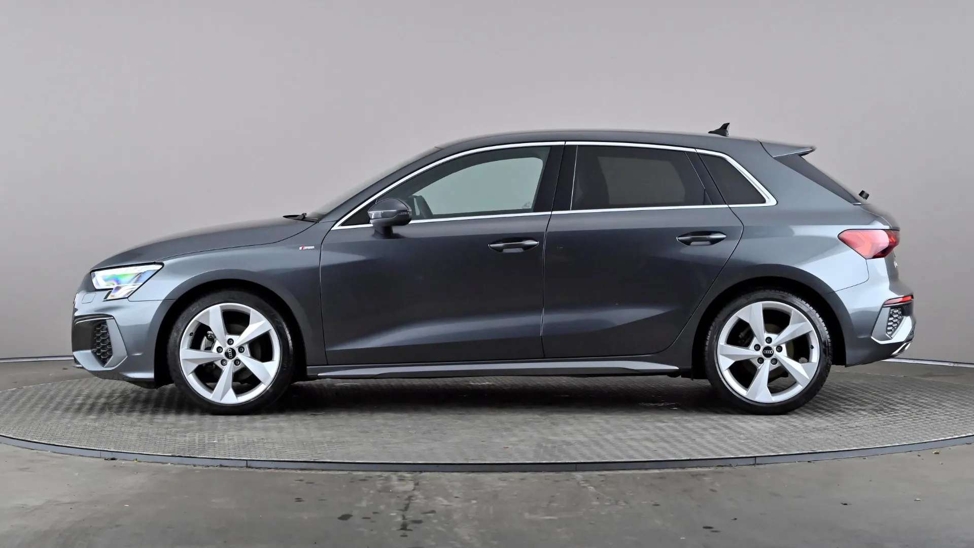 A 2022 AUDI A3 30 TFSI S Line S Tronic A 2022 AUDI A3 30 TFSI S Line S Tronic