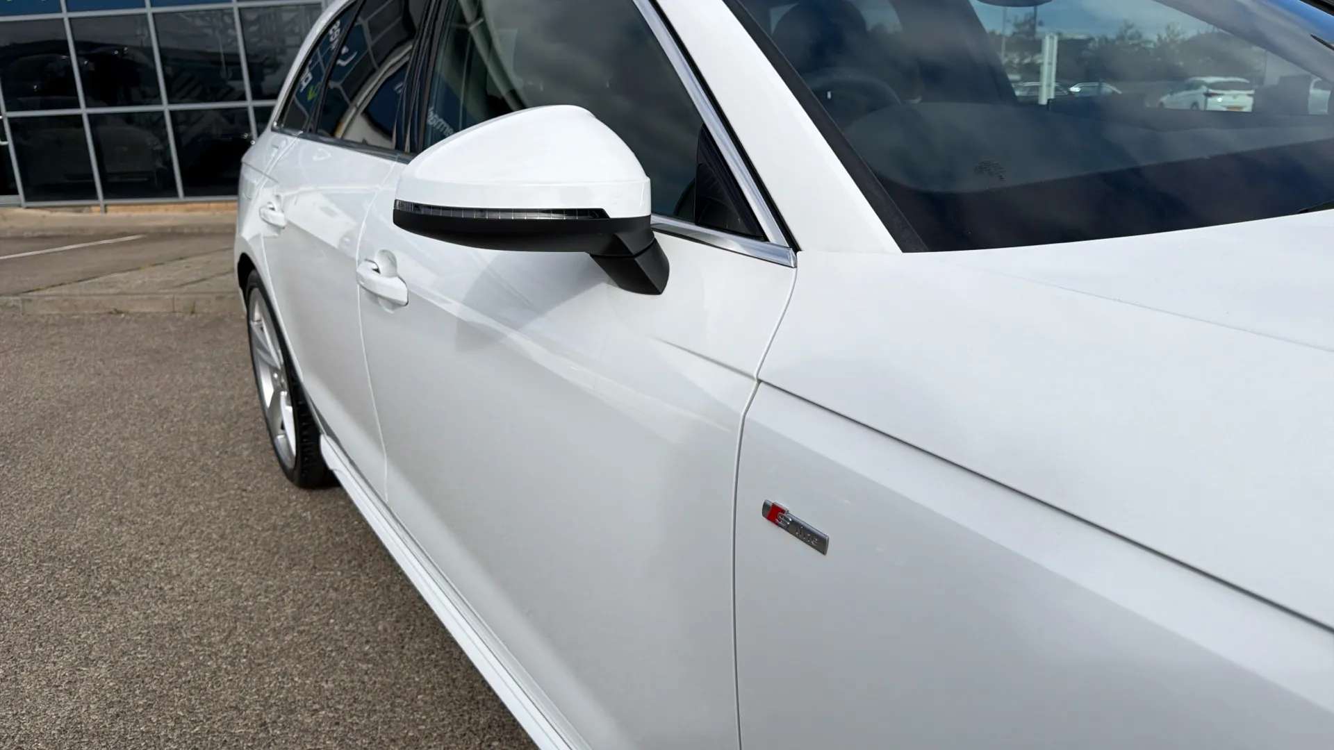 2023 AUDI A4 2023 AUDI A4