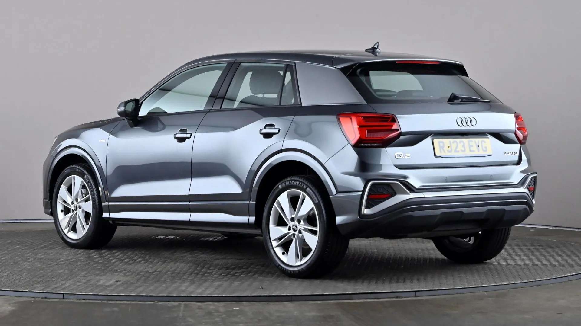 A 2023 AUDI Q2 35 TFSI S Line S Tronic A 2023 AUDI Q2 35 TFSI S Line S Tronic