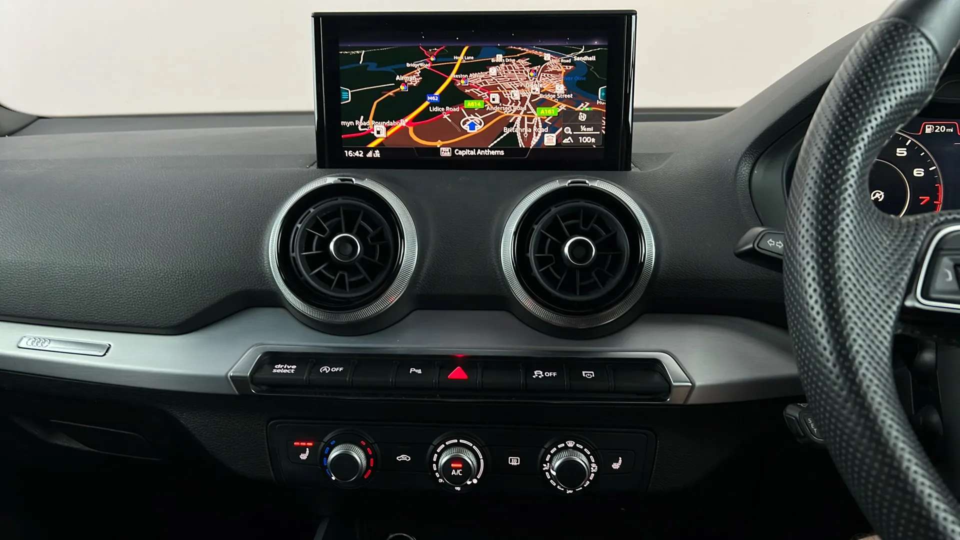 2023 AUDI Q2 2023 AUDI Q2