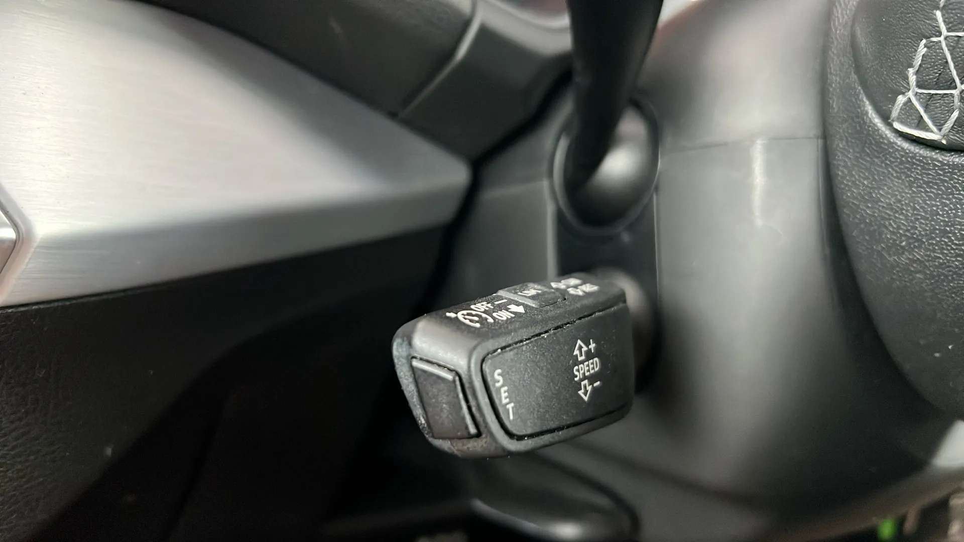 2023 AUDI Q2 2023 AUDI Q2