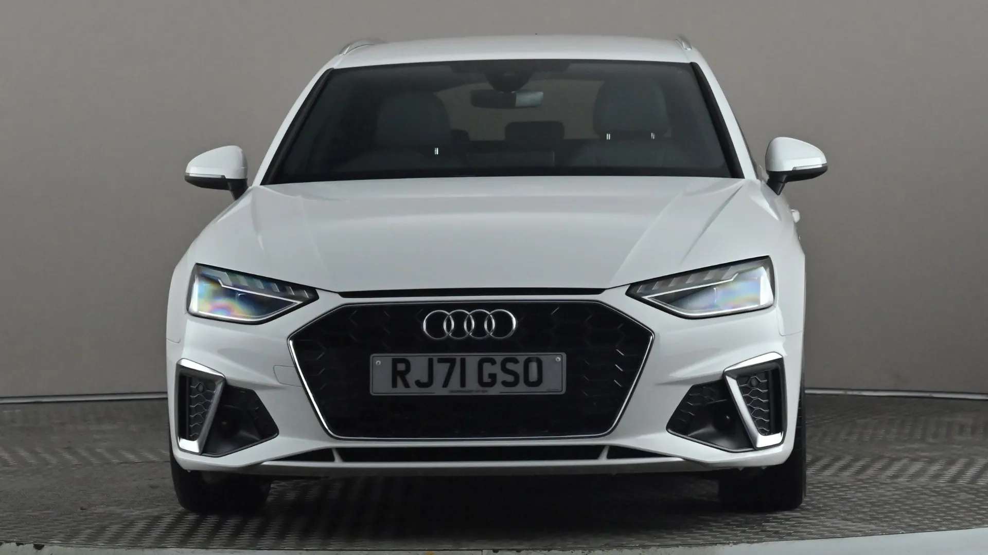 A 2022 AUDI A4 30 TDI S Line S Tronic A 2022 AUDI A4 30 TDI S Line S Tronic