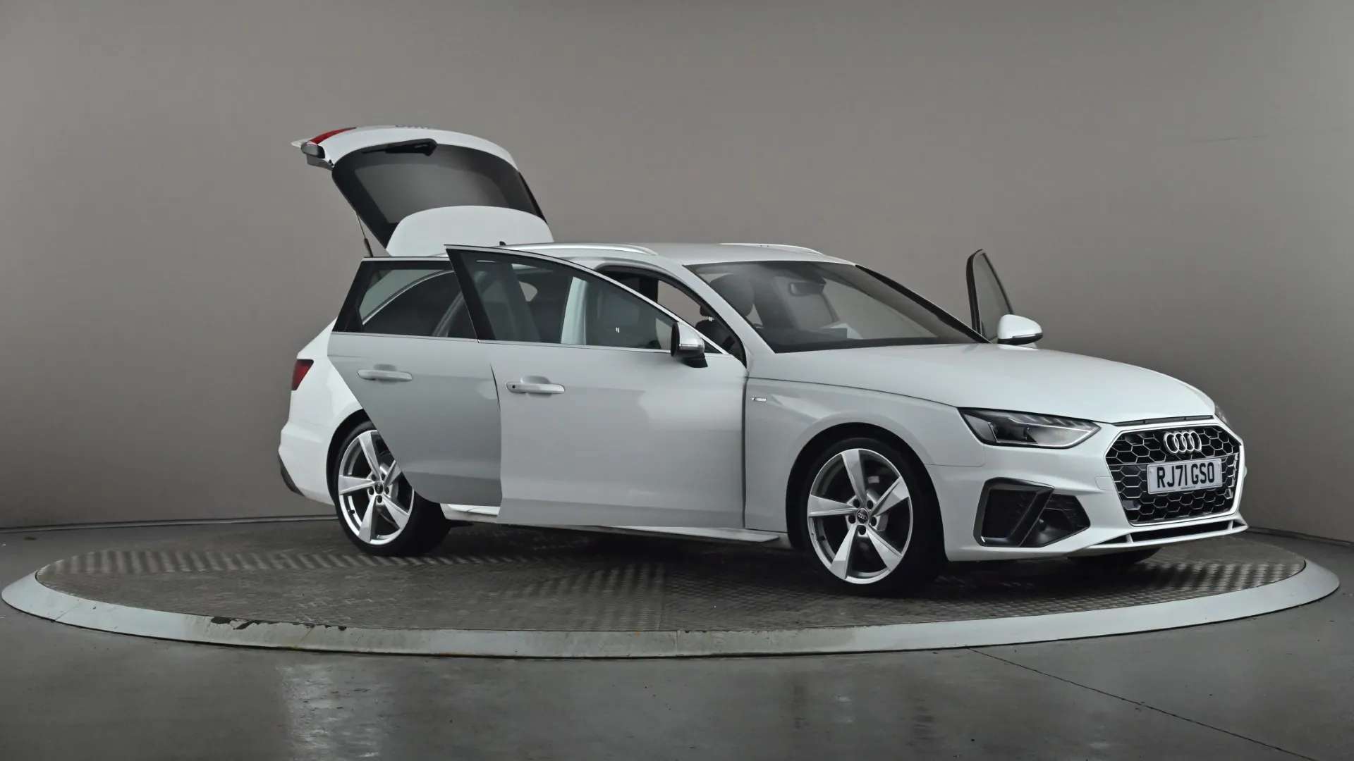 2022 AUDI A4 2022 AUDI A4