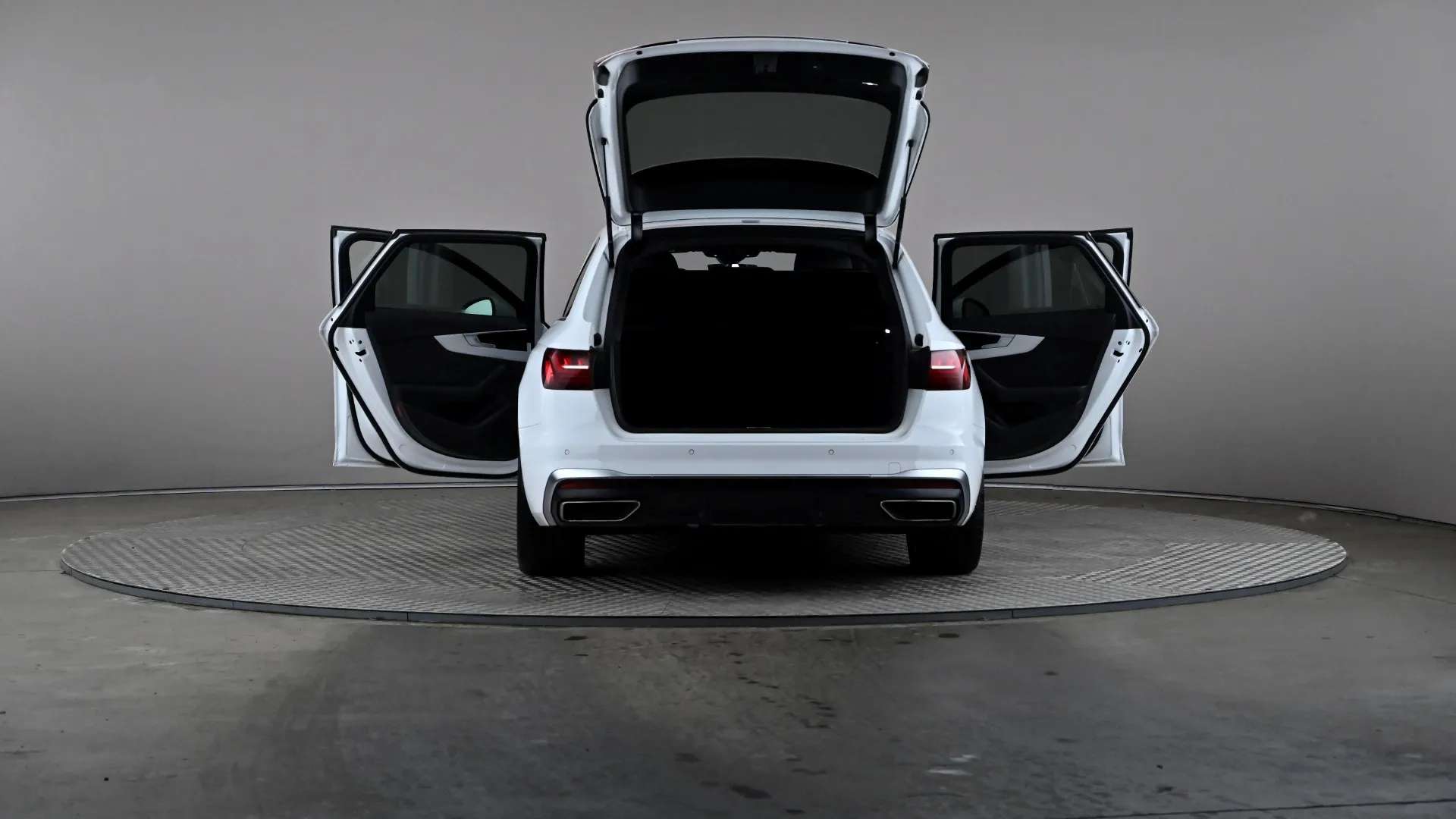 2023 AUDI A4 2023 AUDI A4