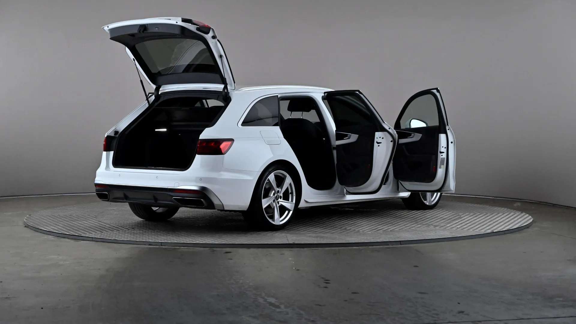 2023 AUDI A4 2023 AUDI A4