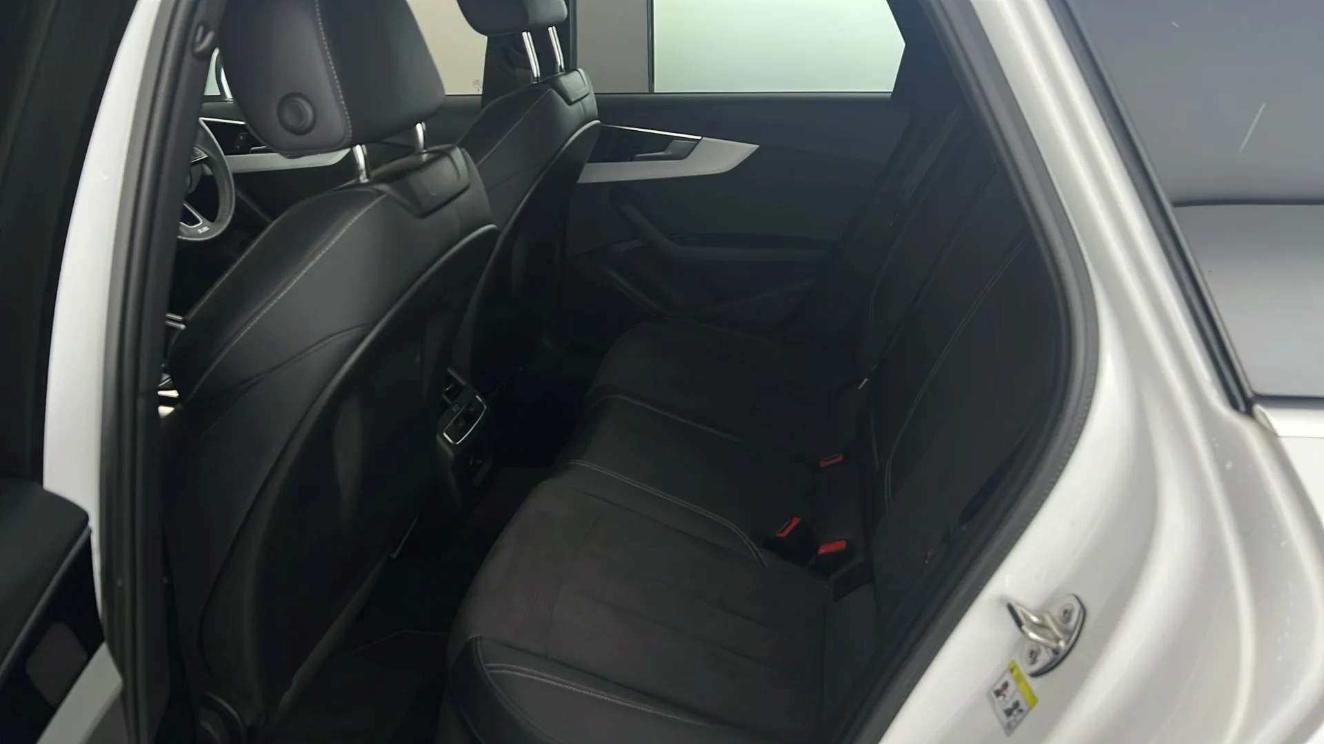 2023 AUDI A4 2023 AUDI A4