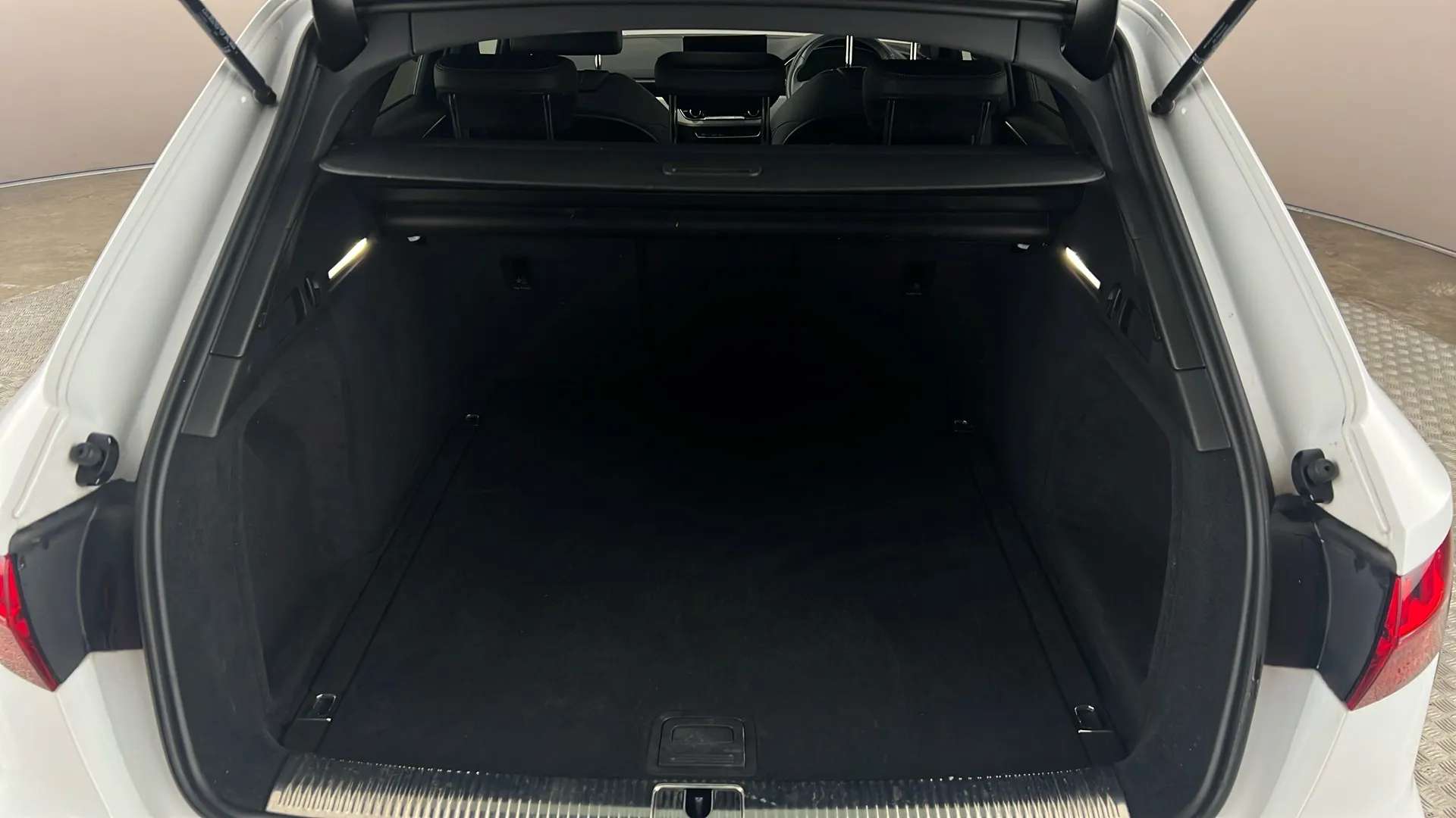 2023 AUDI A4 2023 AUDI A4