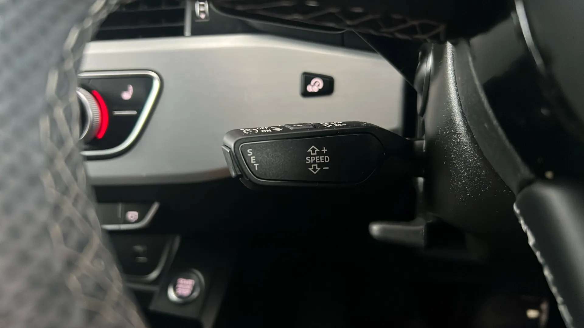2023 AUDI A4 2023 AUDI A4