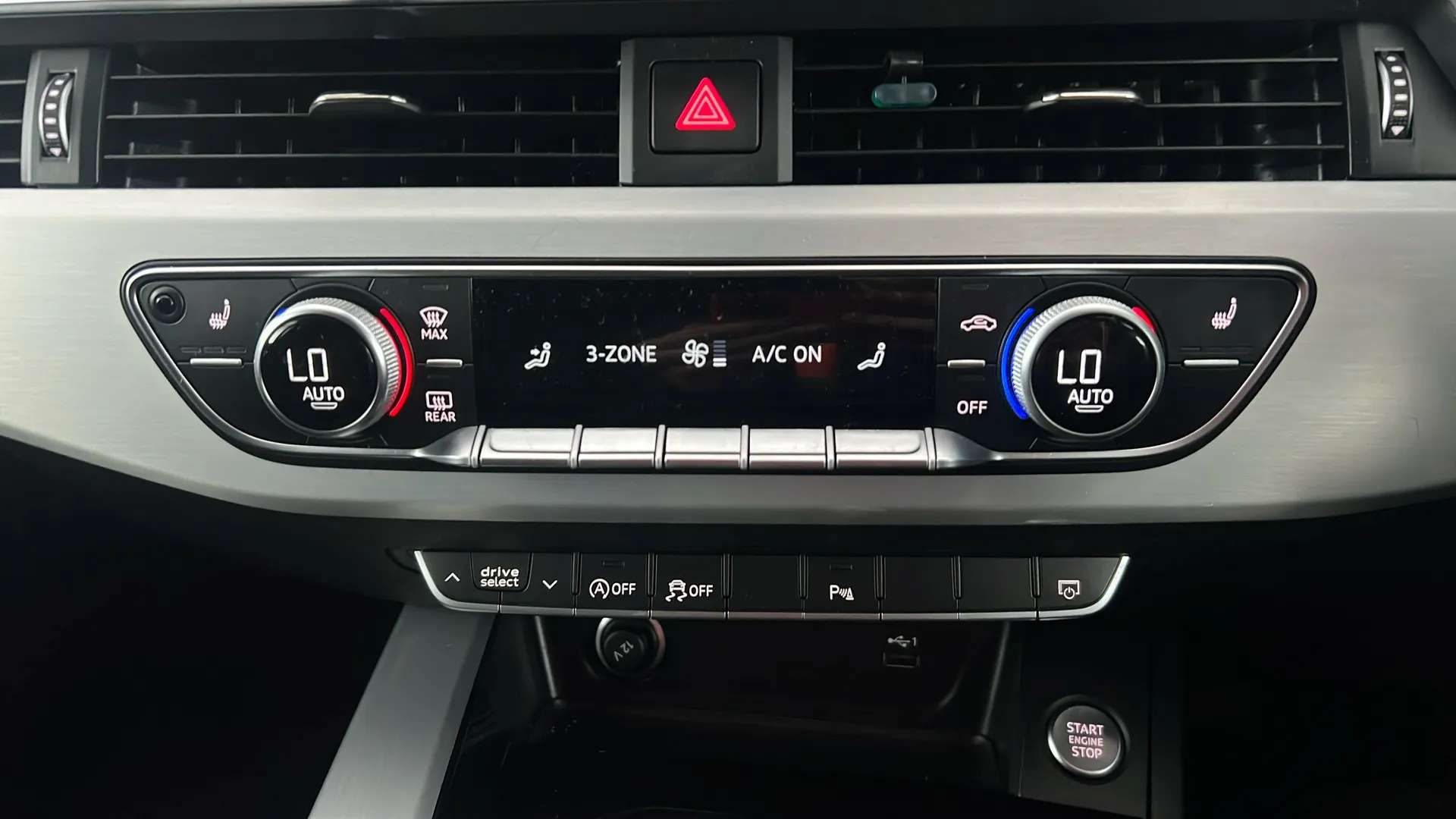 2023 AUDI A4 2023 AUDI A4