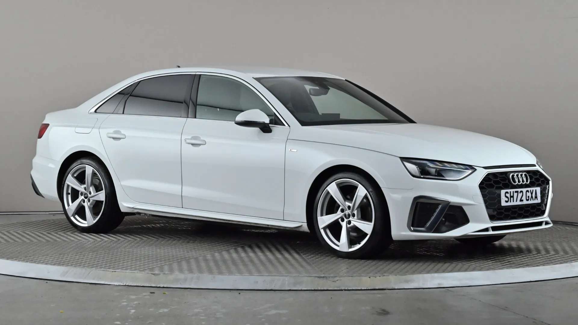 A 2022 AUDI A4 35 TFSI S Line S Tronic A 2022 AUDI A4 35 TFSI S Line S Tronic