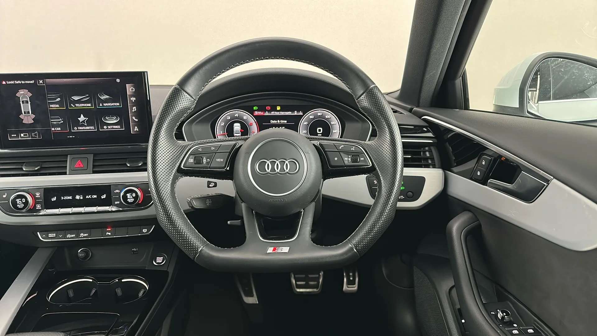 2022 AUDI A4 2022 AUDI A4