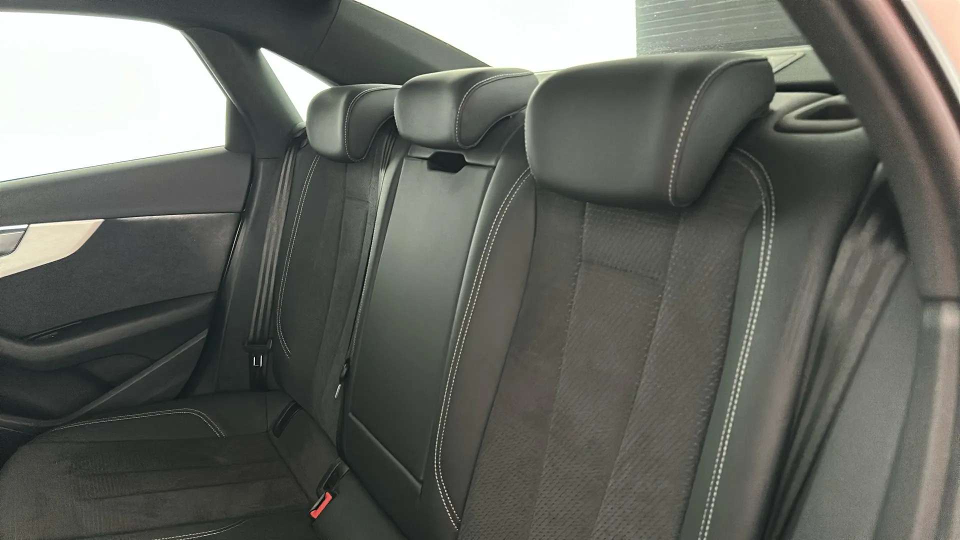 2022 AUDI A4 2022 AUDI A4