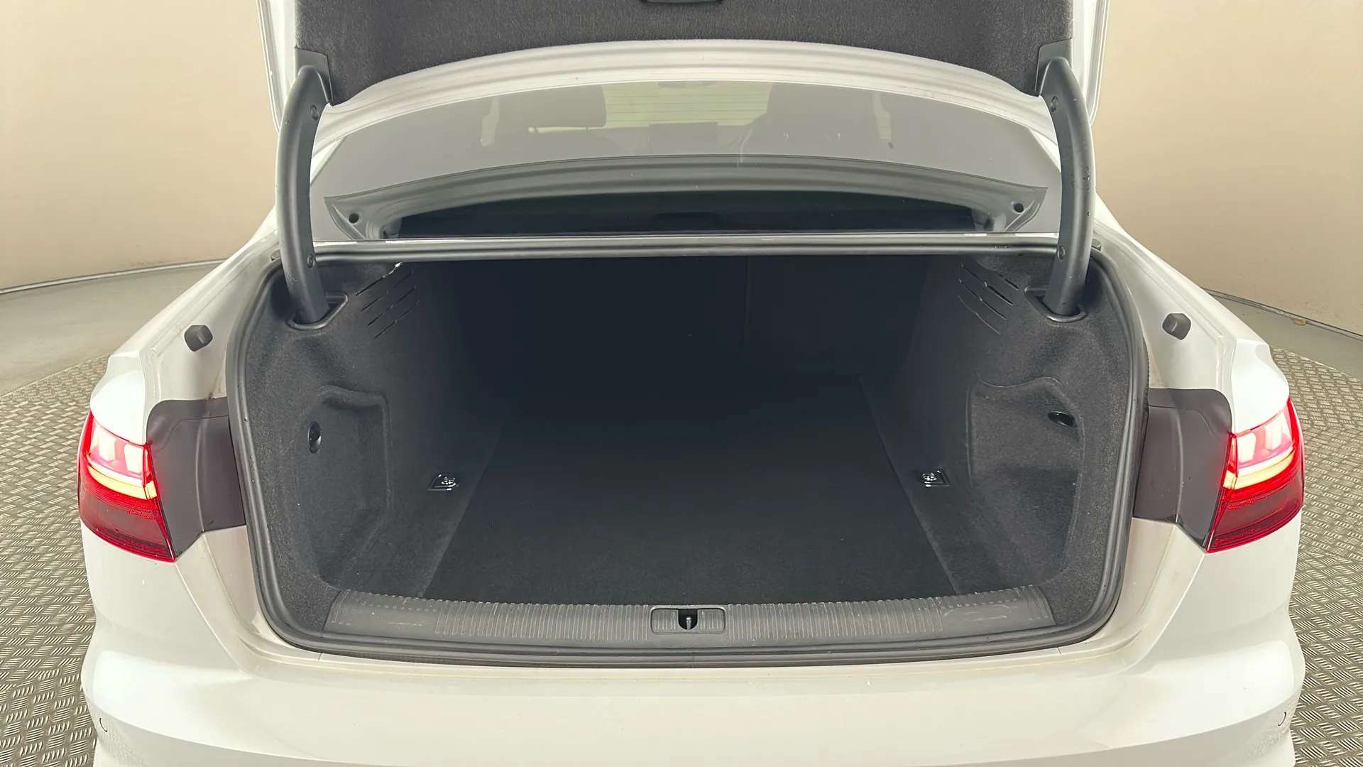 2022 AUDI A4 2022 AUDI A4