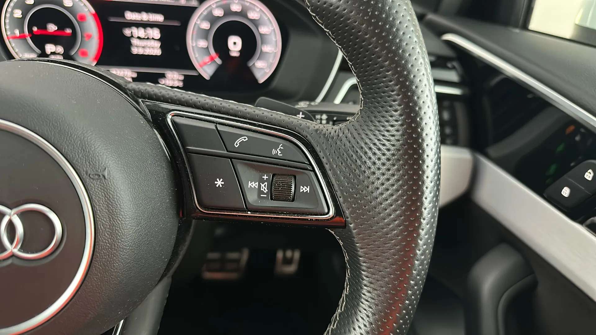 2022 AUDI A4 2022 AUDI A4