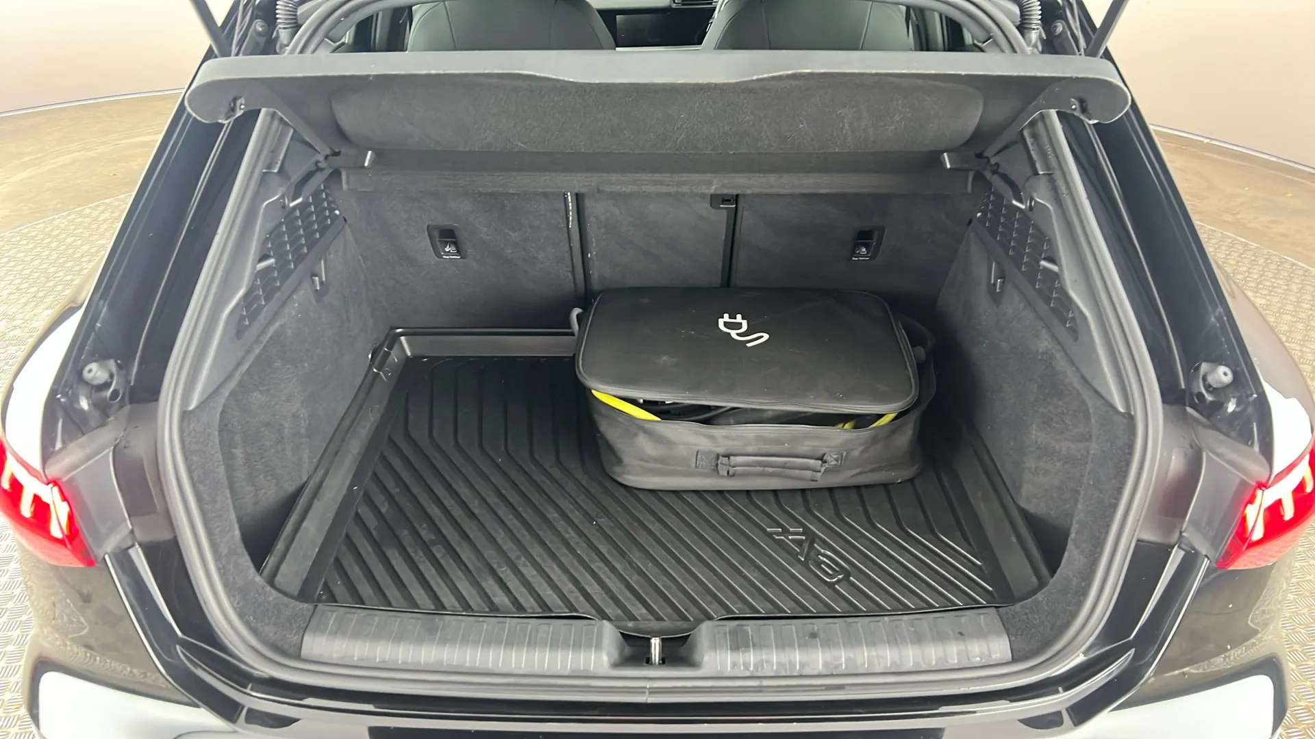 2021 AUDI A3 2021 AUDI A3