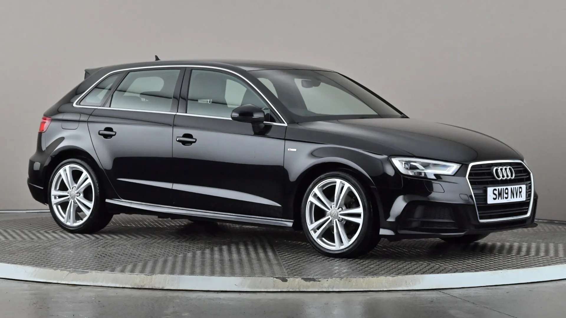 A 2019 AUDI A3 30 TDI 116 S Line S Tronic A 2019 AUDI A3 30 TDI 116 S Line S Tronic