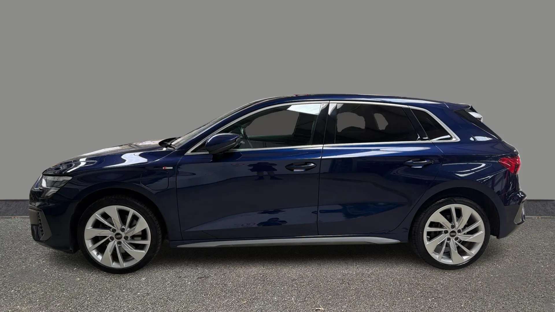 A 2021 AUDI A3 40 TFSI e S Line S Tronic A 2021 AUDI A3 40 TFSI e S Line S Tronic