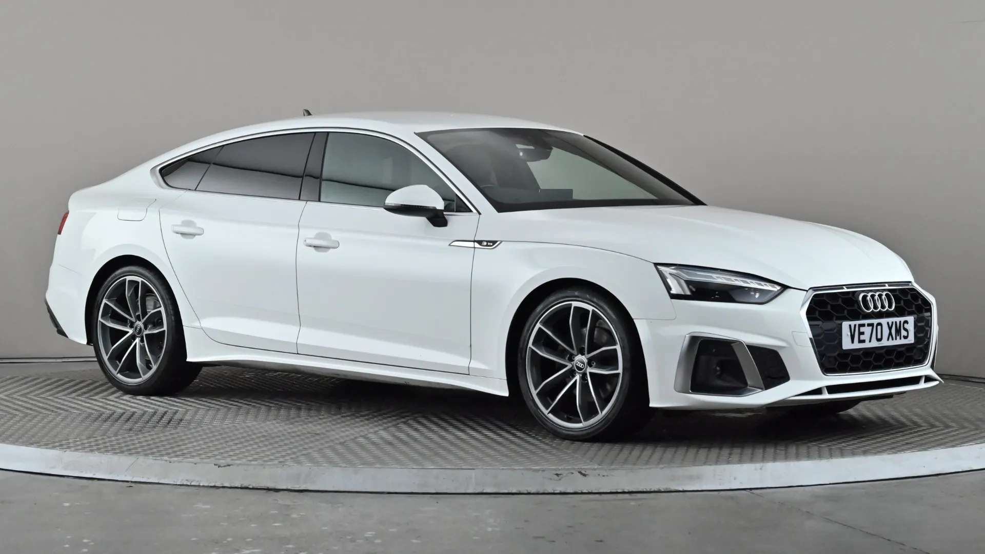 A 2021 AUDI A5 35 TDI S Line S Tronic A 2021 AUDI A5 35 TDI S Line S Tronic