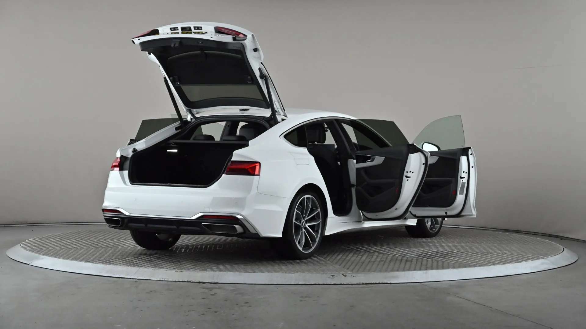 2021 AUDI A5 2021 AUDI A5