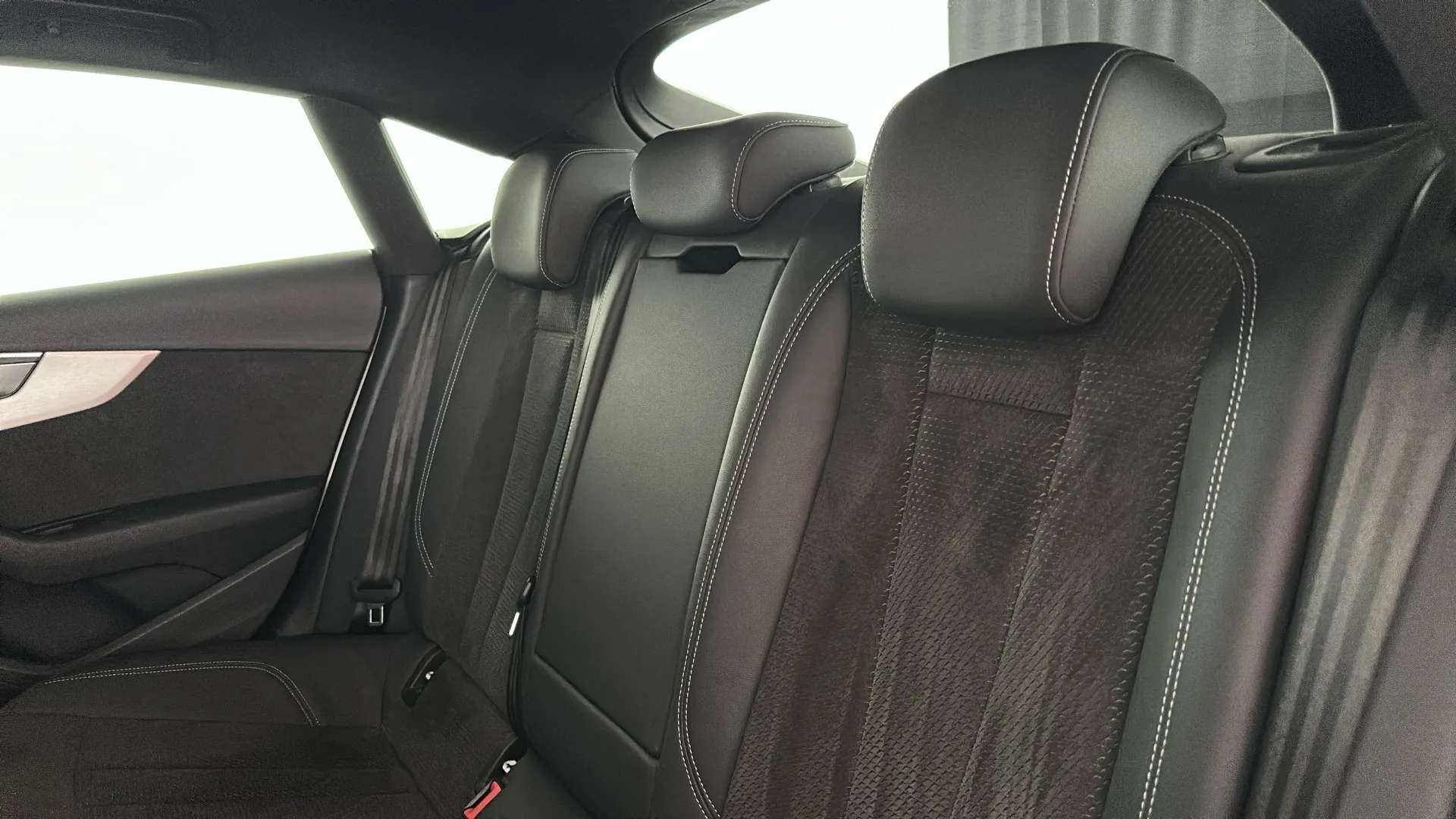 2021 AUDI A5 2021 AUDI A5