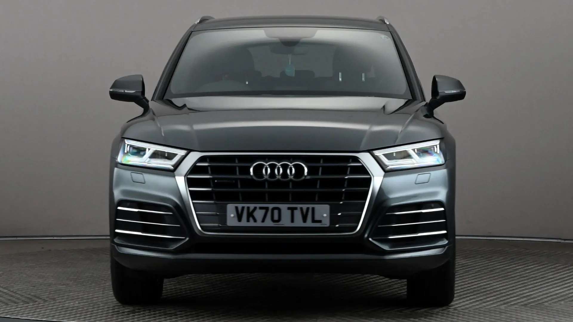 A 2020 AUDI Q5 45 TFSI Quattro S Line S Tronic A 2020 AUDI Q5 45 TFSI Quattro S Line S Tronic