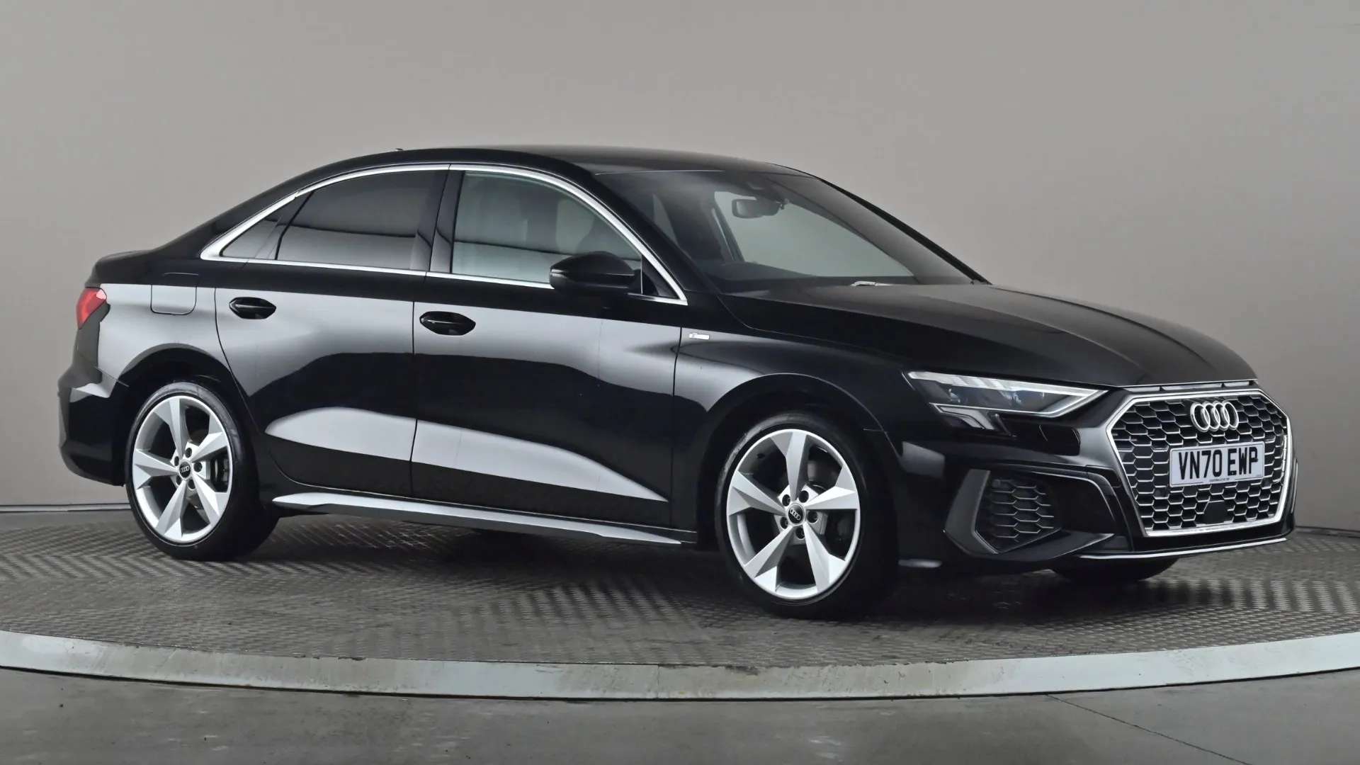 A 2020 AUDI A3 35 TFSI S Line S Tronic A 2020 AUDI A3 35 TFSI S Line S Tronic