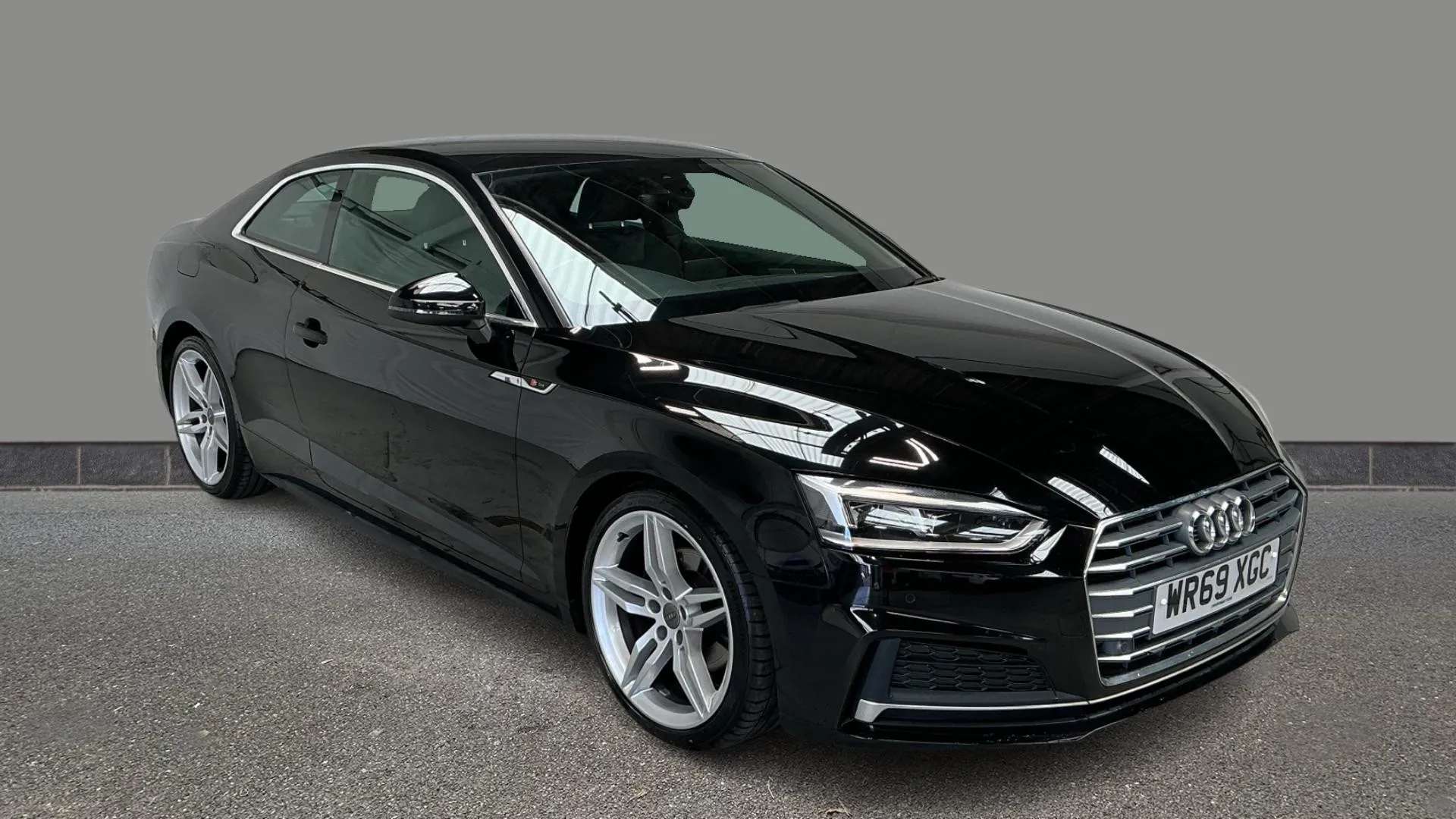 A 2020 AUDI A5 35 TFSI S Line S Tronic A 2020 AUDI A5 35 TFSI S Line S Tronic