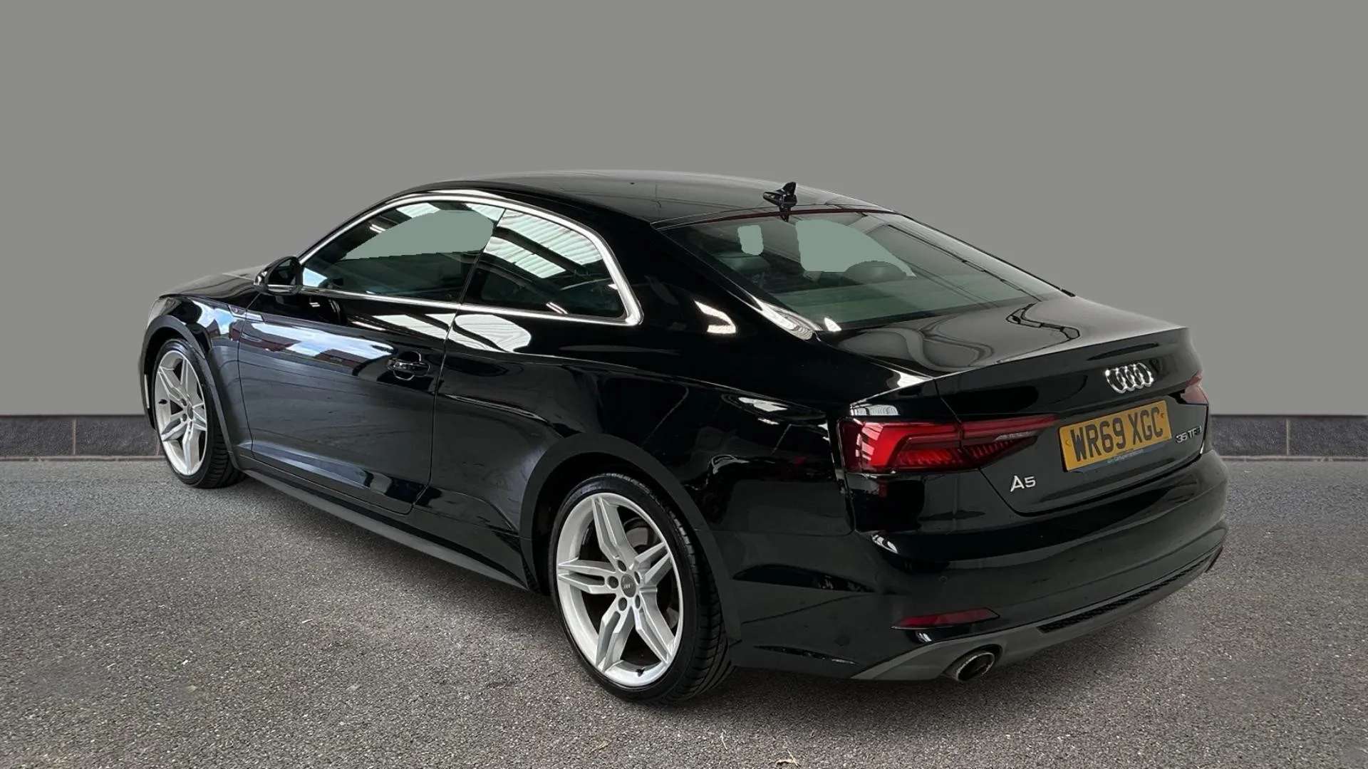 A 2020 AUDI A5 35 TFSI S Line S Tronic A 2020 AUDI A5 35 TFSI S Line S Tronic
