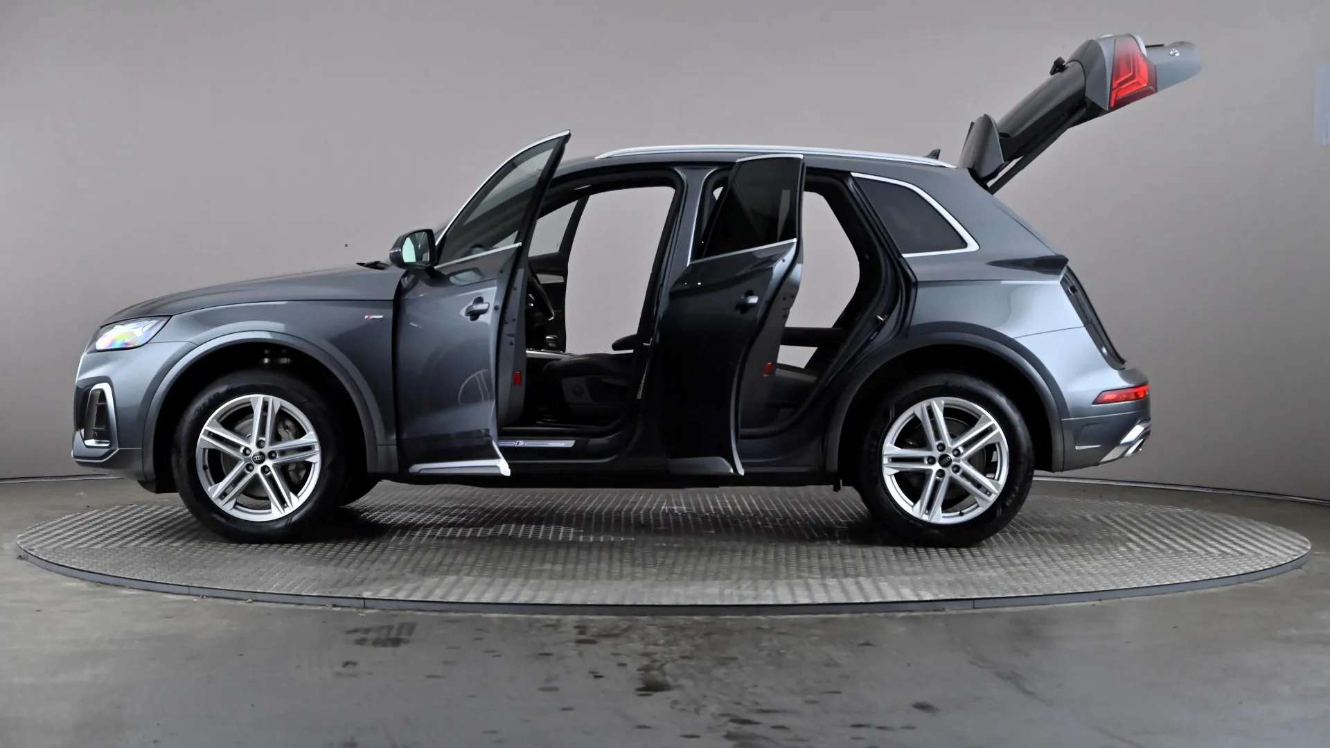 2023 AUDI Q5 2023 AUDI Q5