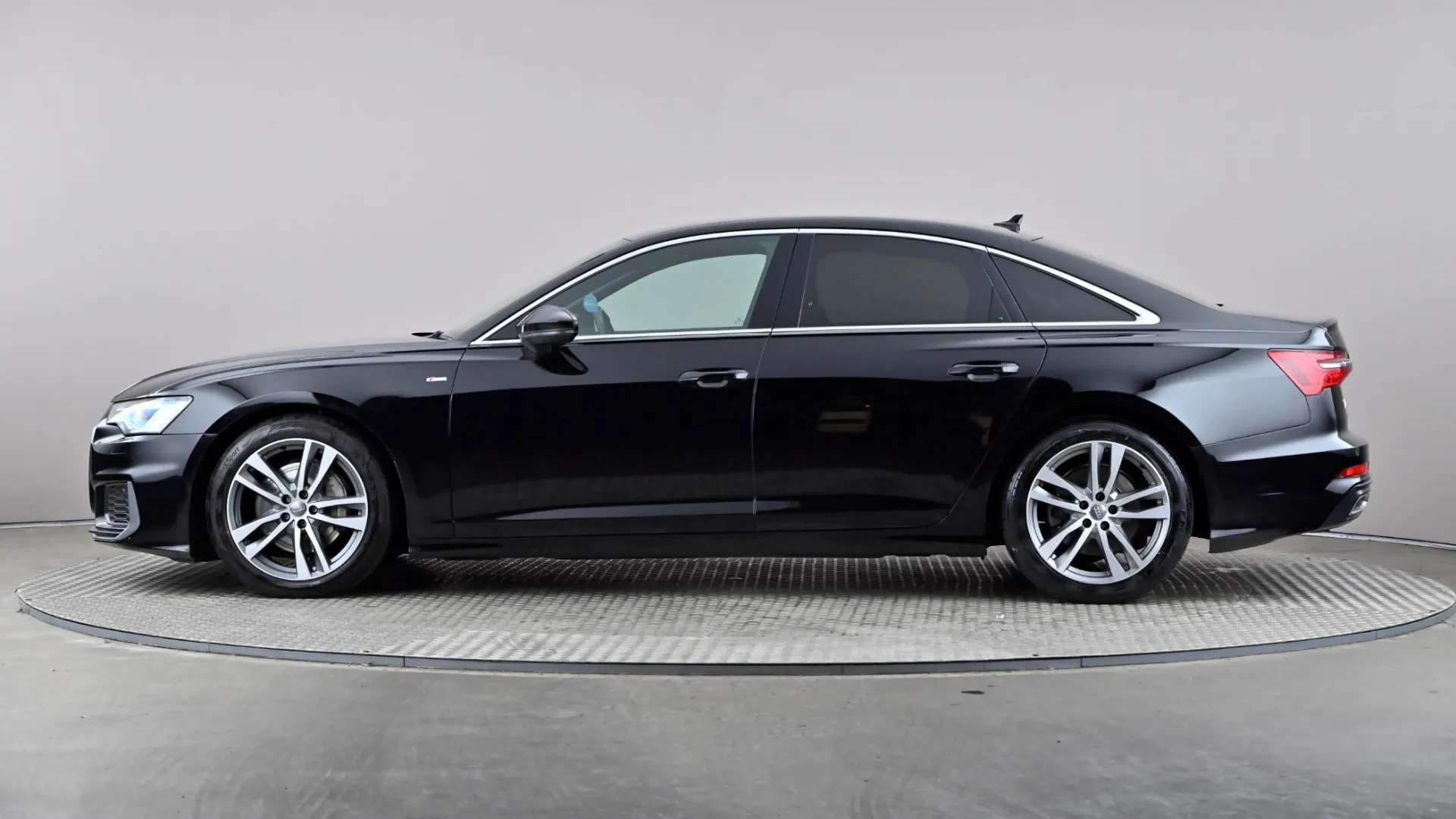 A 2020 AUDI A6 45 TFSI Quattro S Line S Tronic A 2020 AUDI A6 45 TFSI Quattro S Line S Tronic