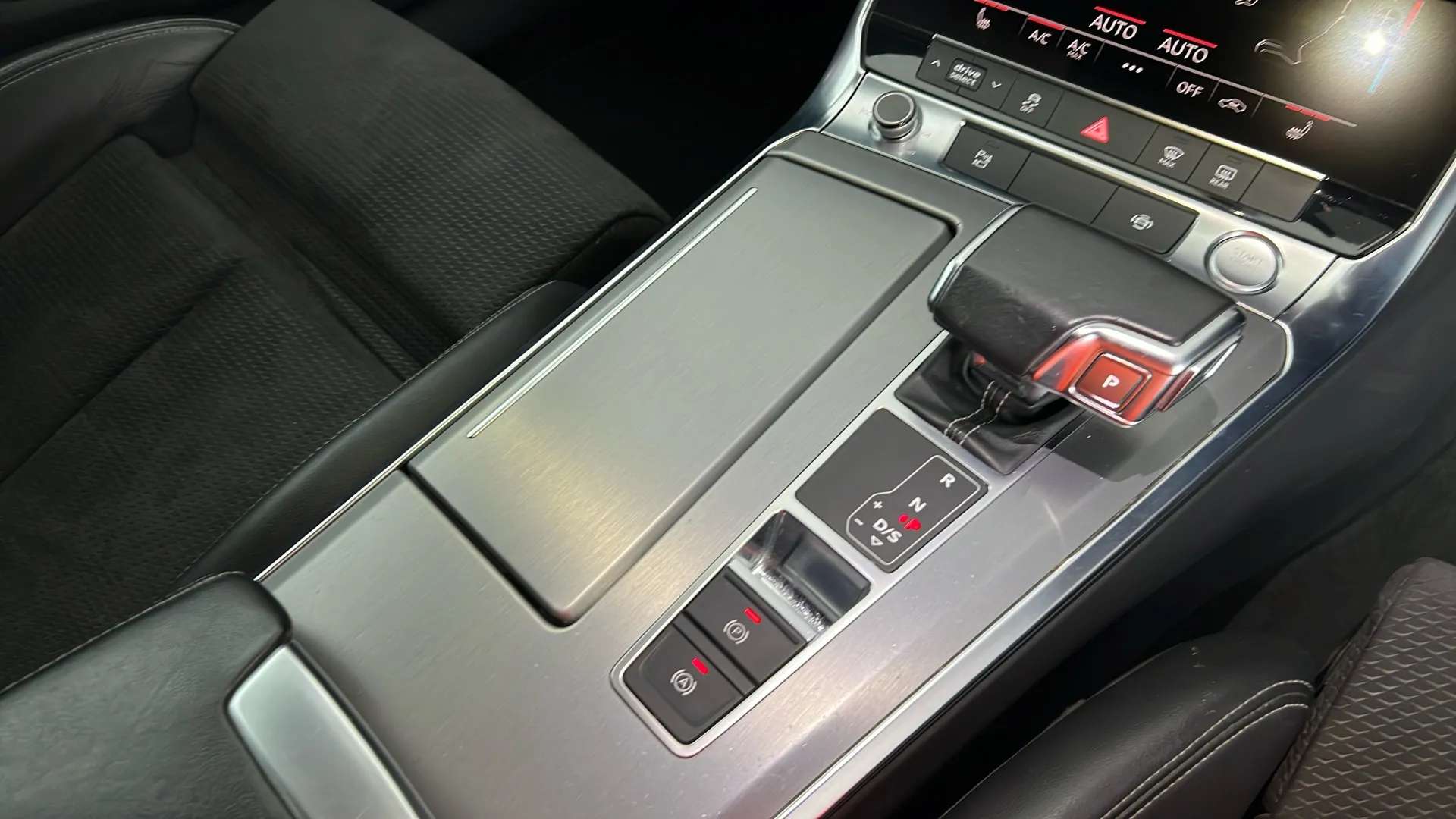 2020 AUDI A6 2020 AUDI A6