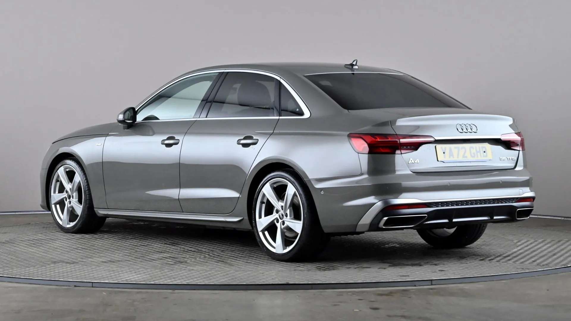 2023 AUDI A4 2023 AUDI A4