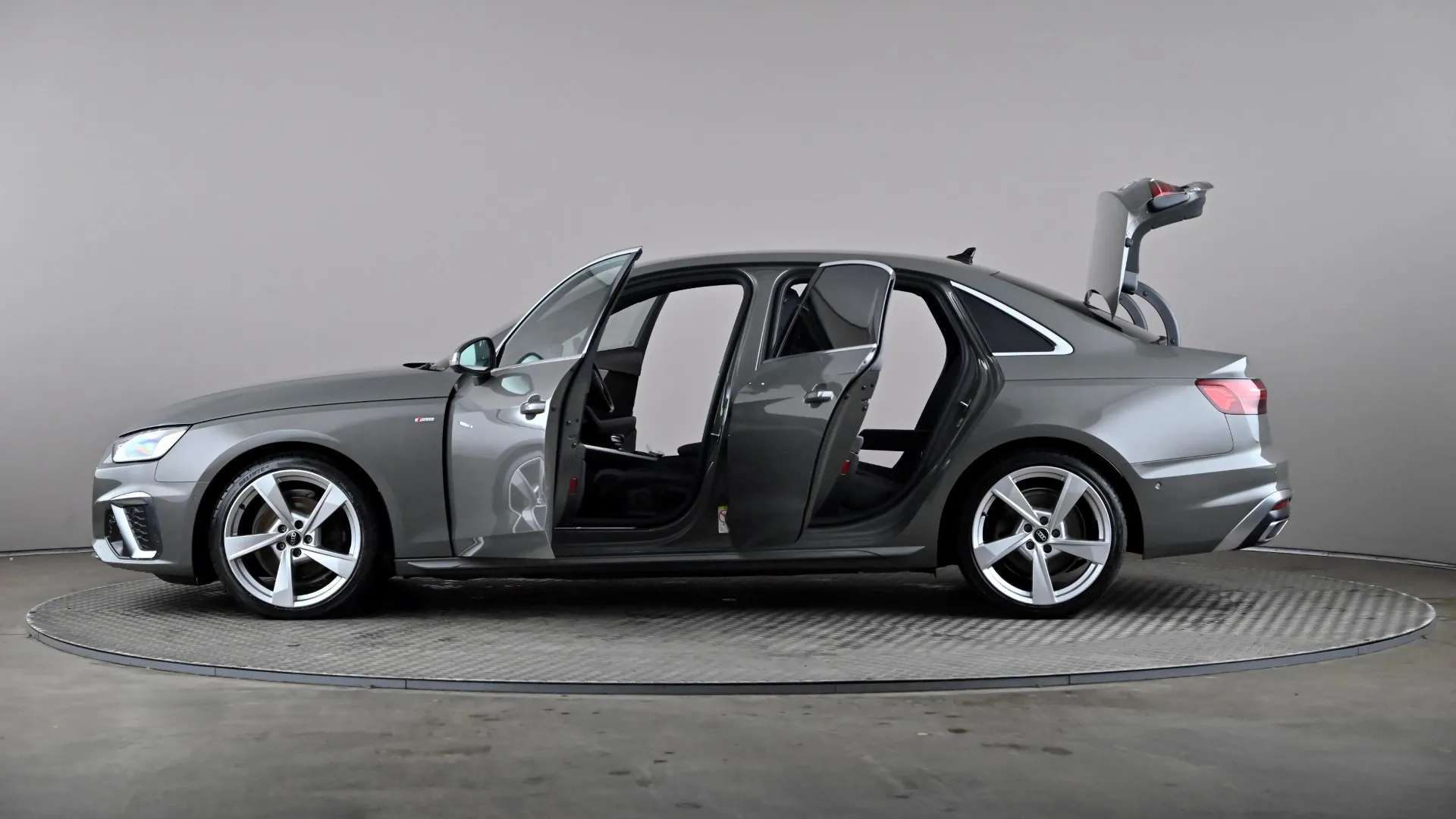 2023 AUDI A4 2023 AUDI A4