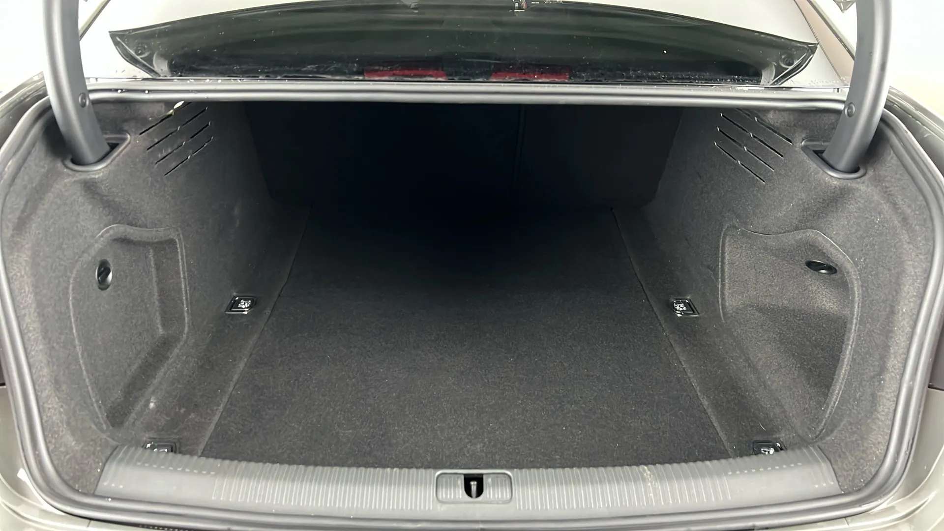 2023 AUDI A4 2023 AUDI A4