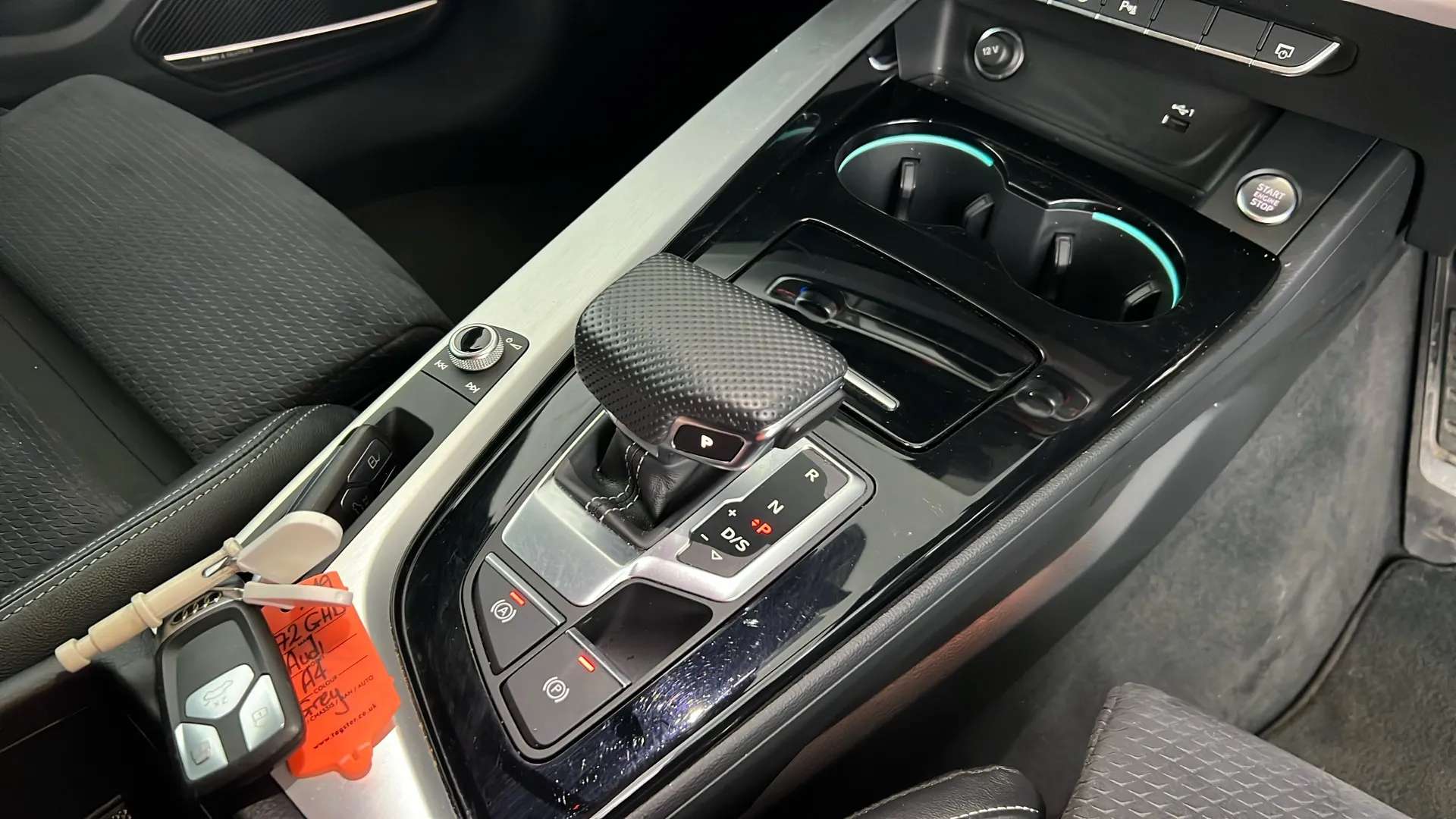 2023 AUDI A4 2023 AUDI A4