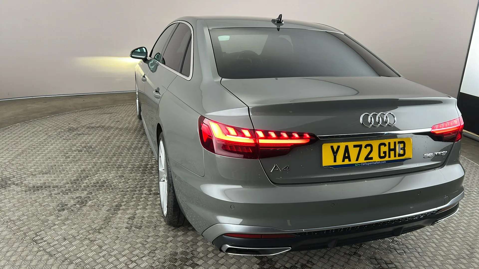 2023 AUDI A4 2023 AUDI A4