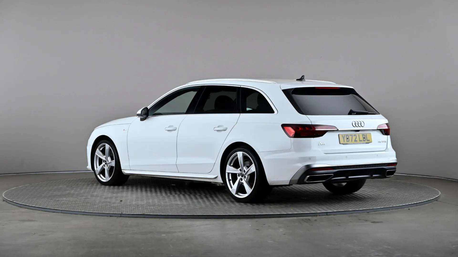 A 2023 AUDI A4 35 TFSI S Line S Tronic A 2023 AUDI A4 35 TFSI S Line S Tronic