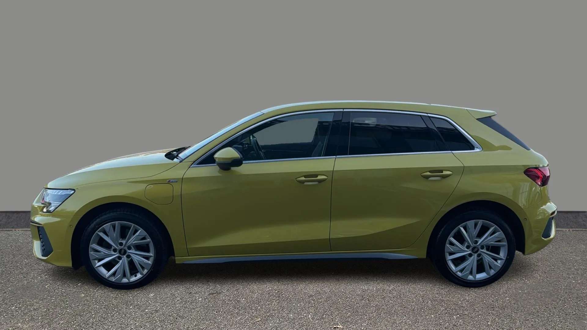 A 2021 AUDI A3 40 TFSI e S Line S Tronic A 2021 AUDI A3 40 TFSI e S Line S Tronic